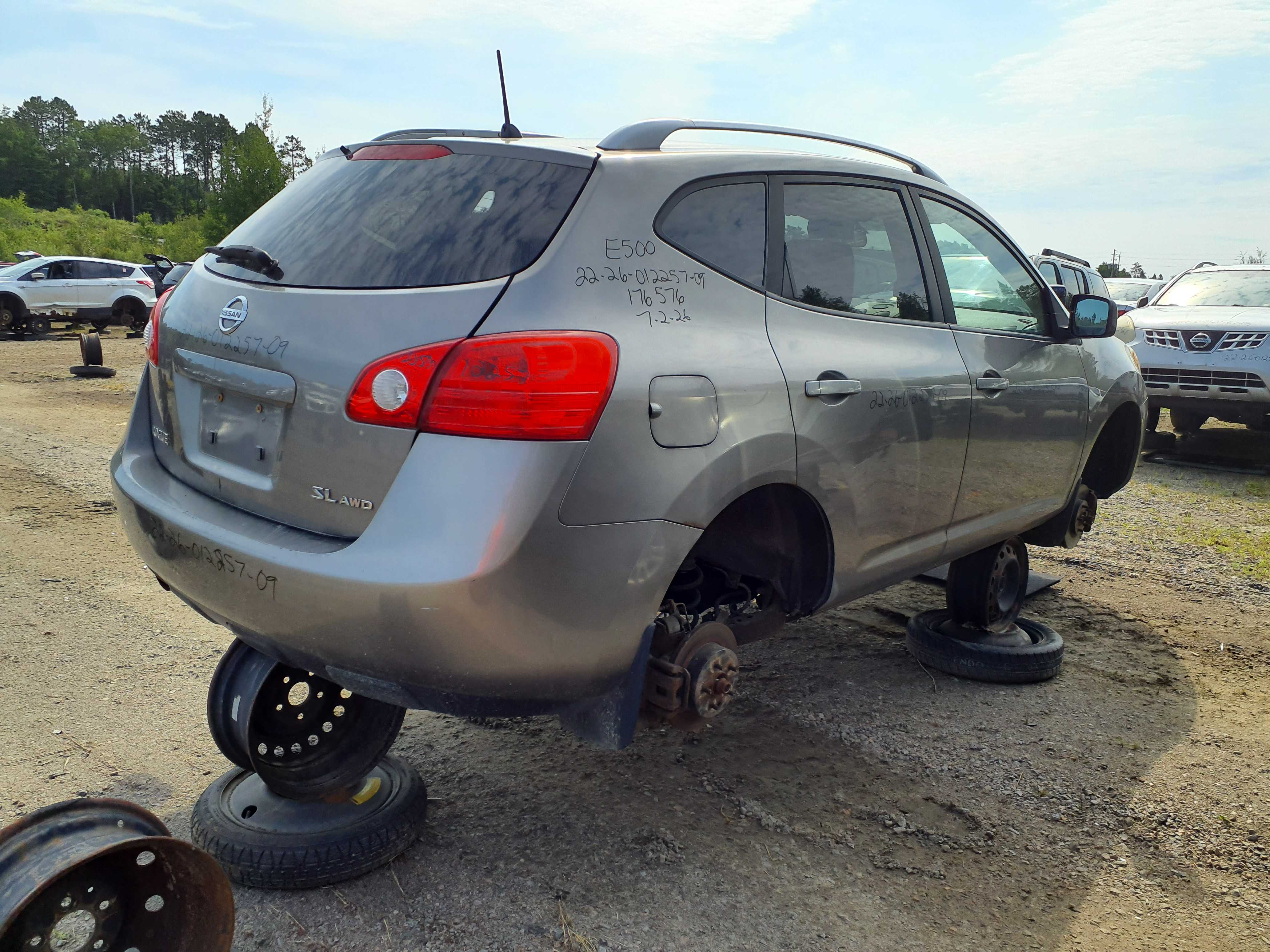 NISSAN ROGUE 2009