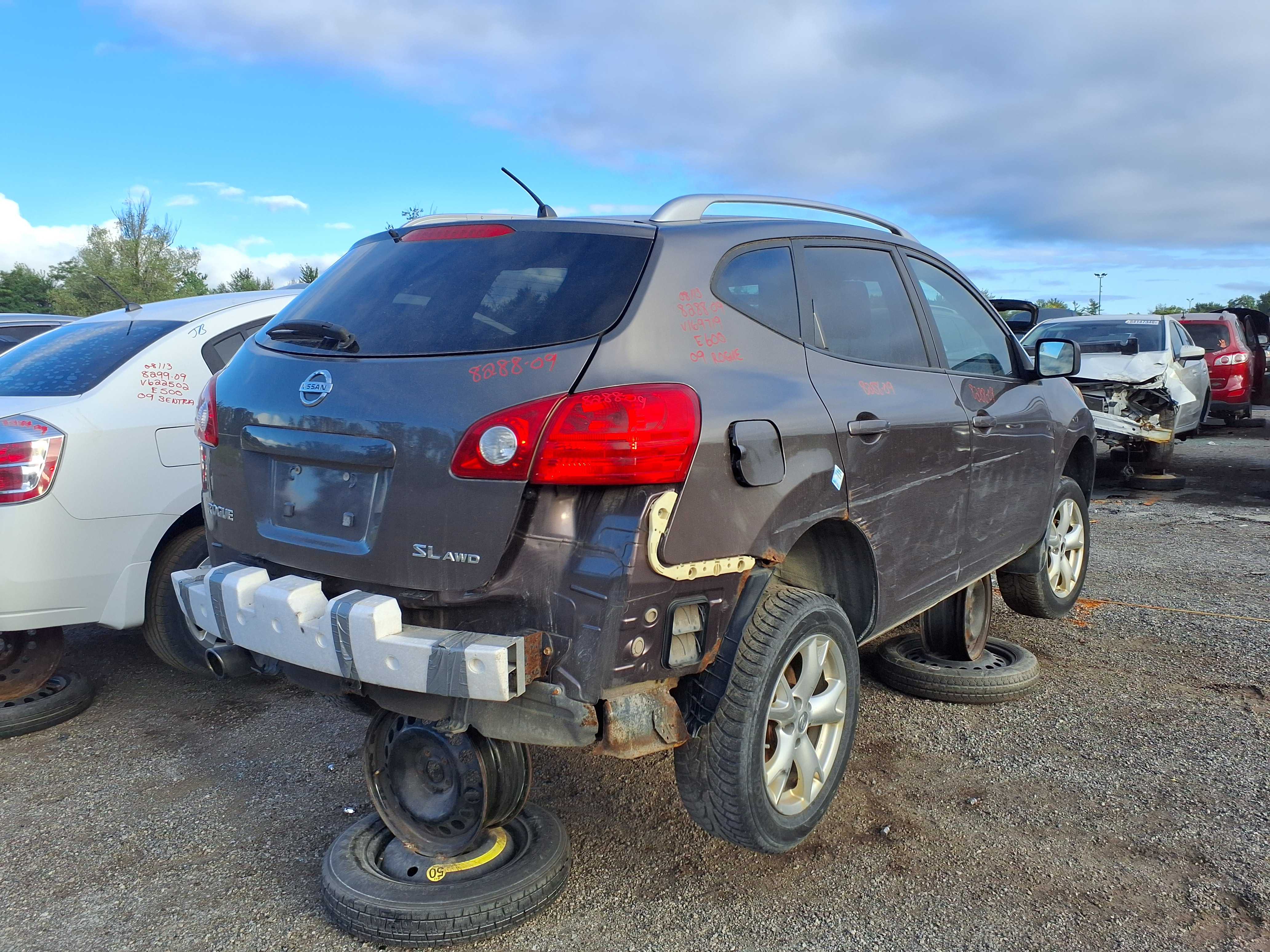 NISSAN ROGUE 2009