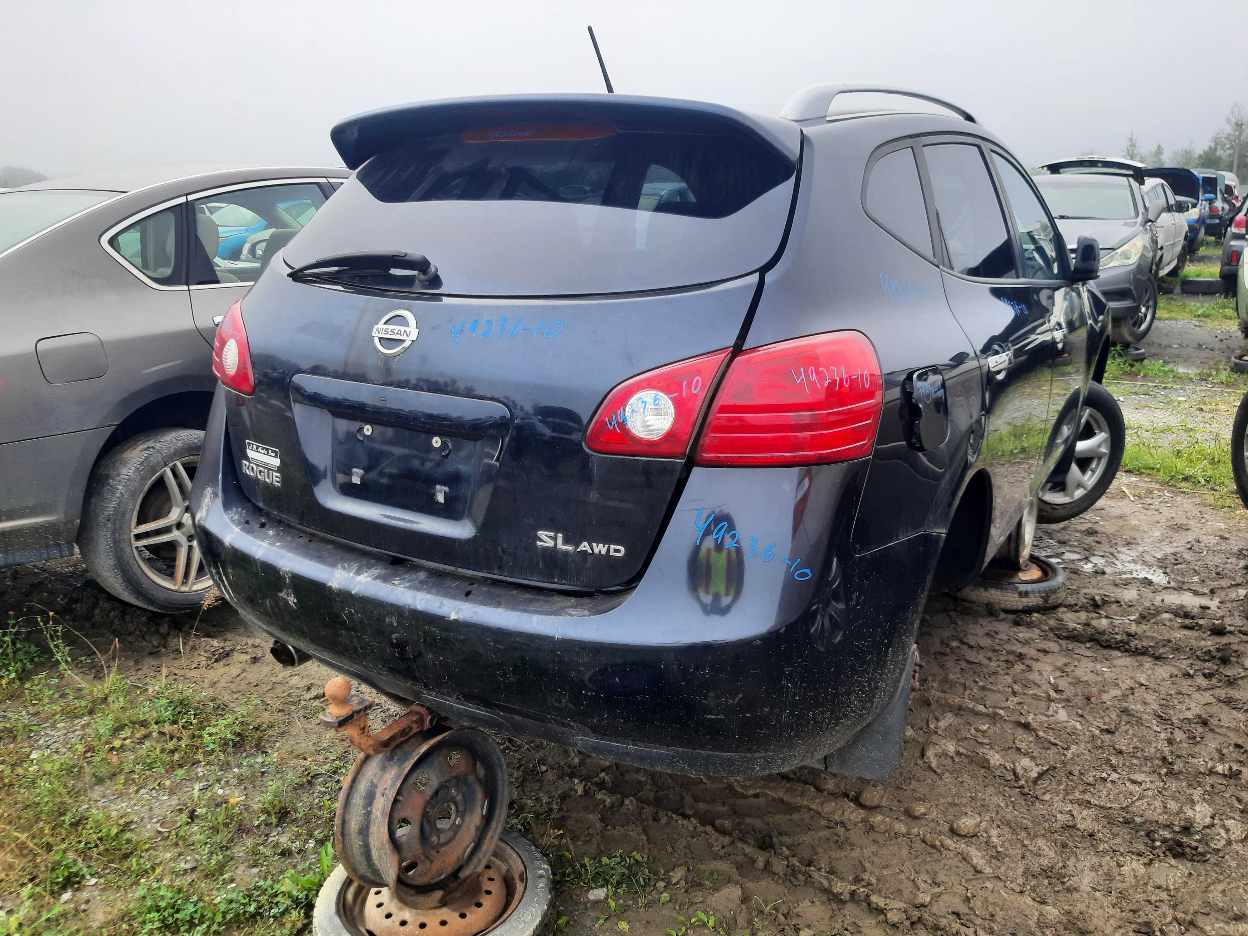 NISSAN ROGUE 2010
