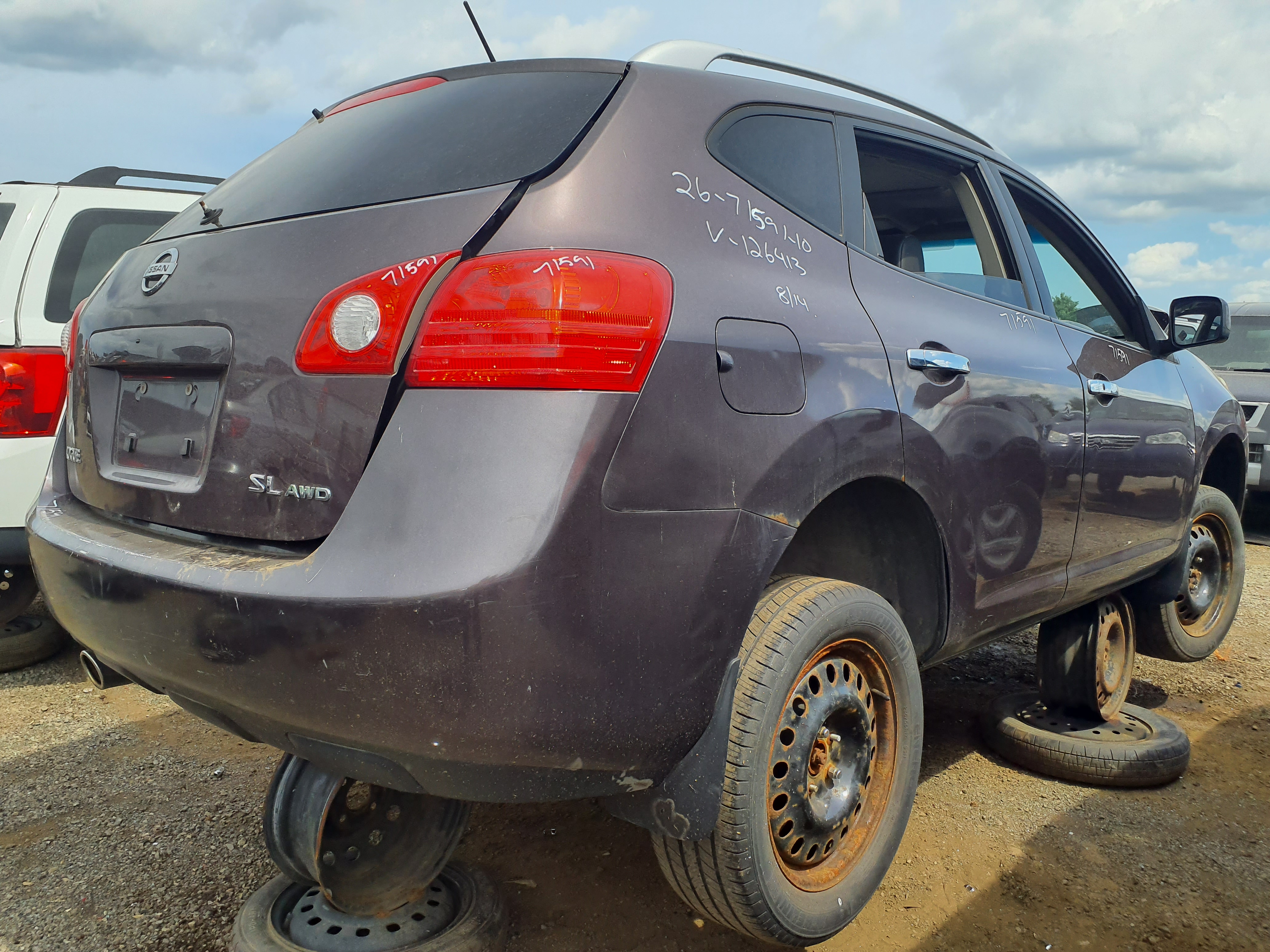 NISSAN ROGUE 2010