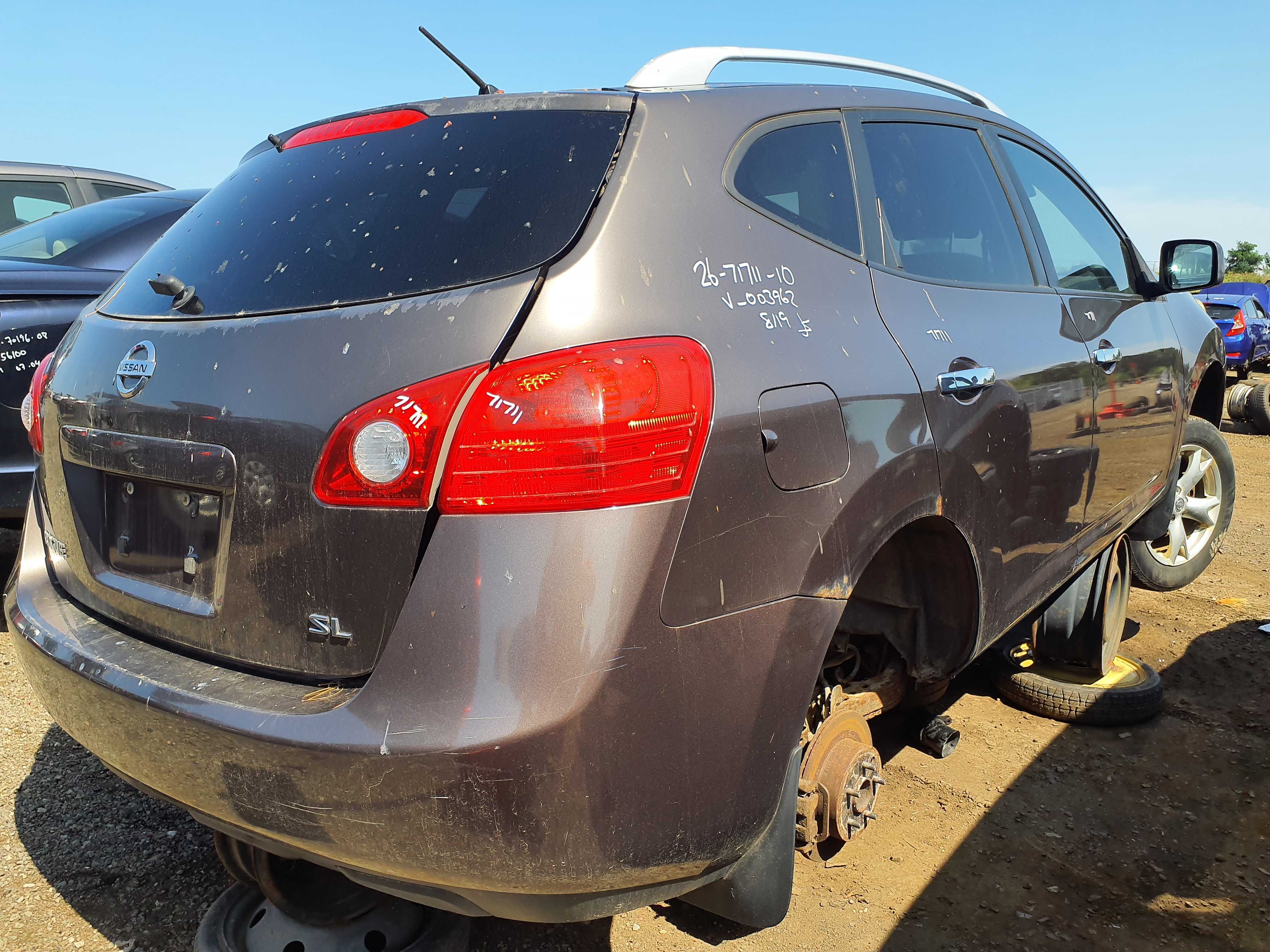 NISSAN ROGUE 2010