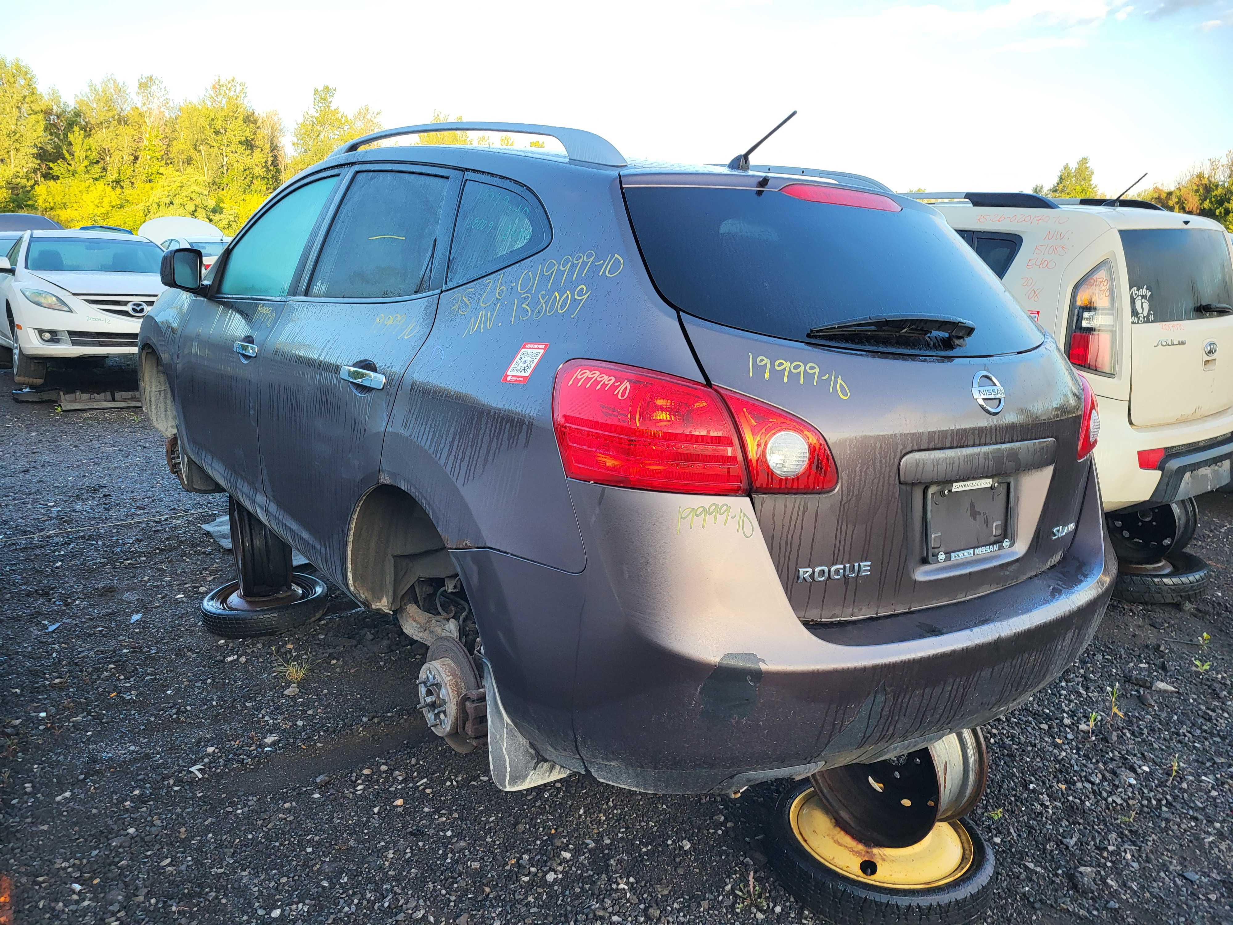 NISSAN ROGUE 2010