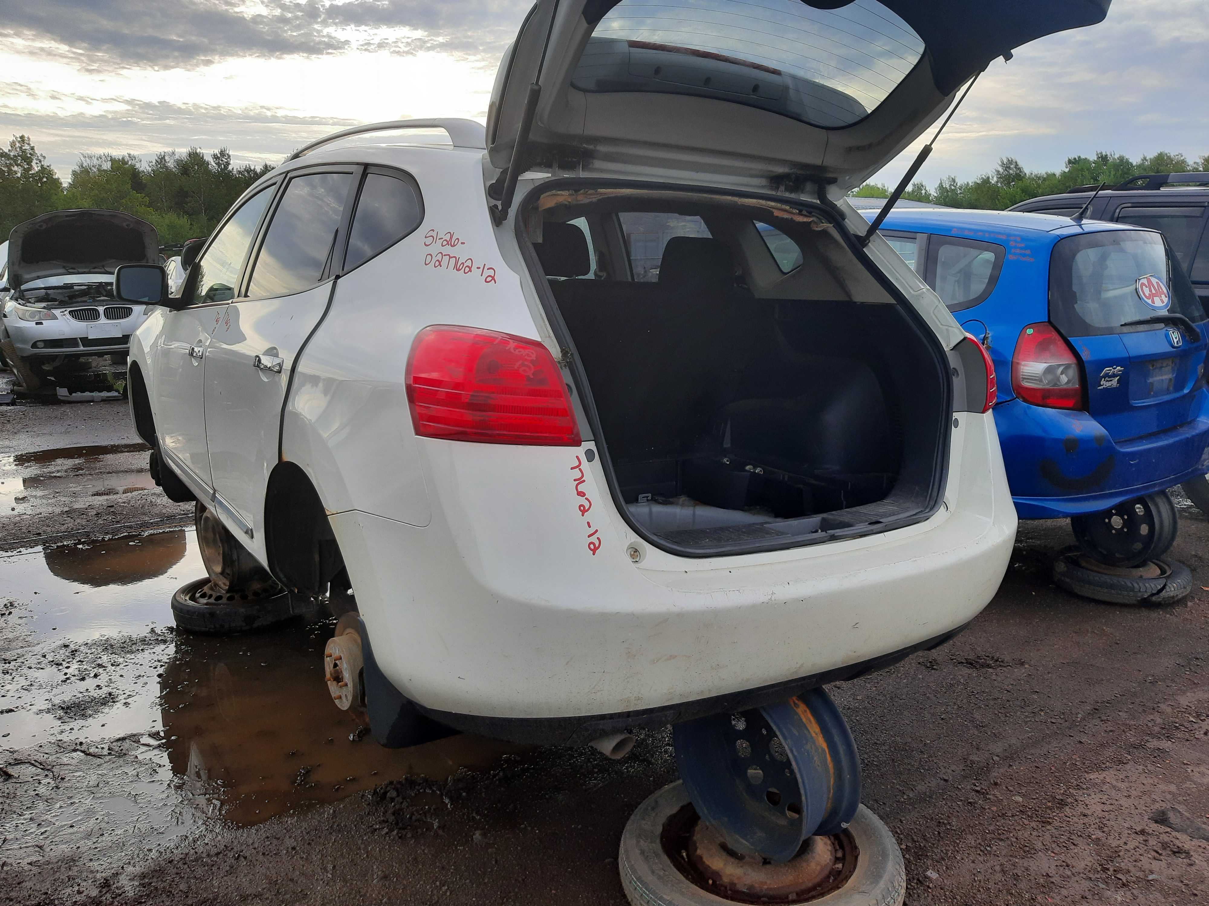 NISSAN ROGUE 2012