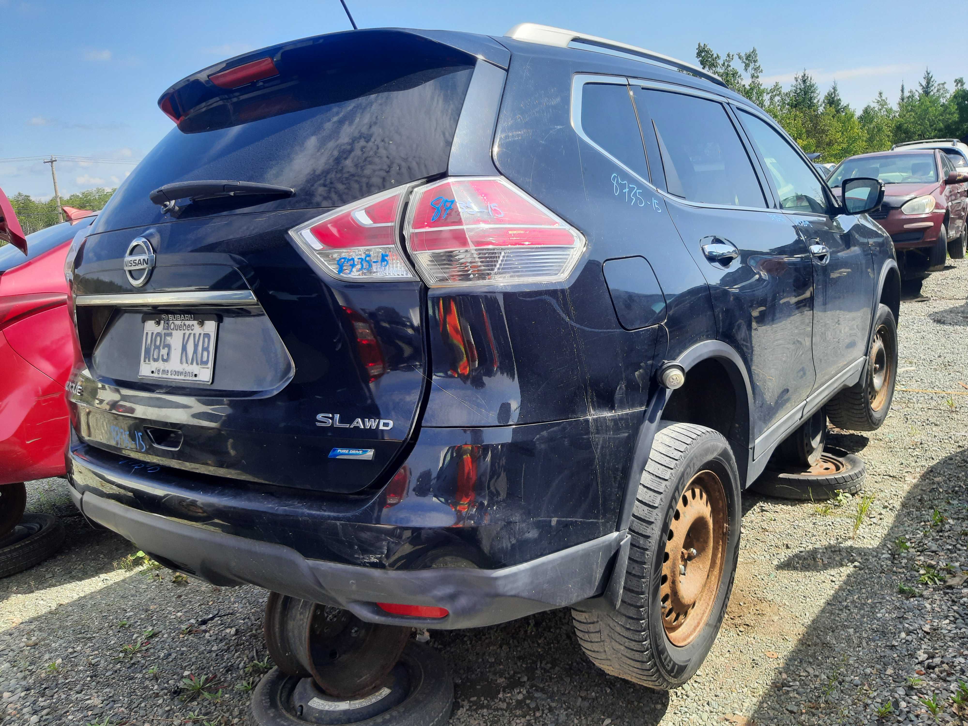 NISSAN ROGUE 2015