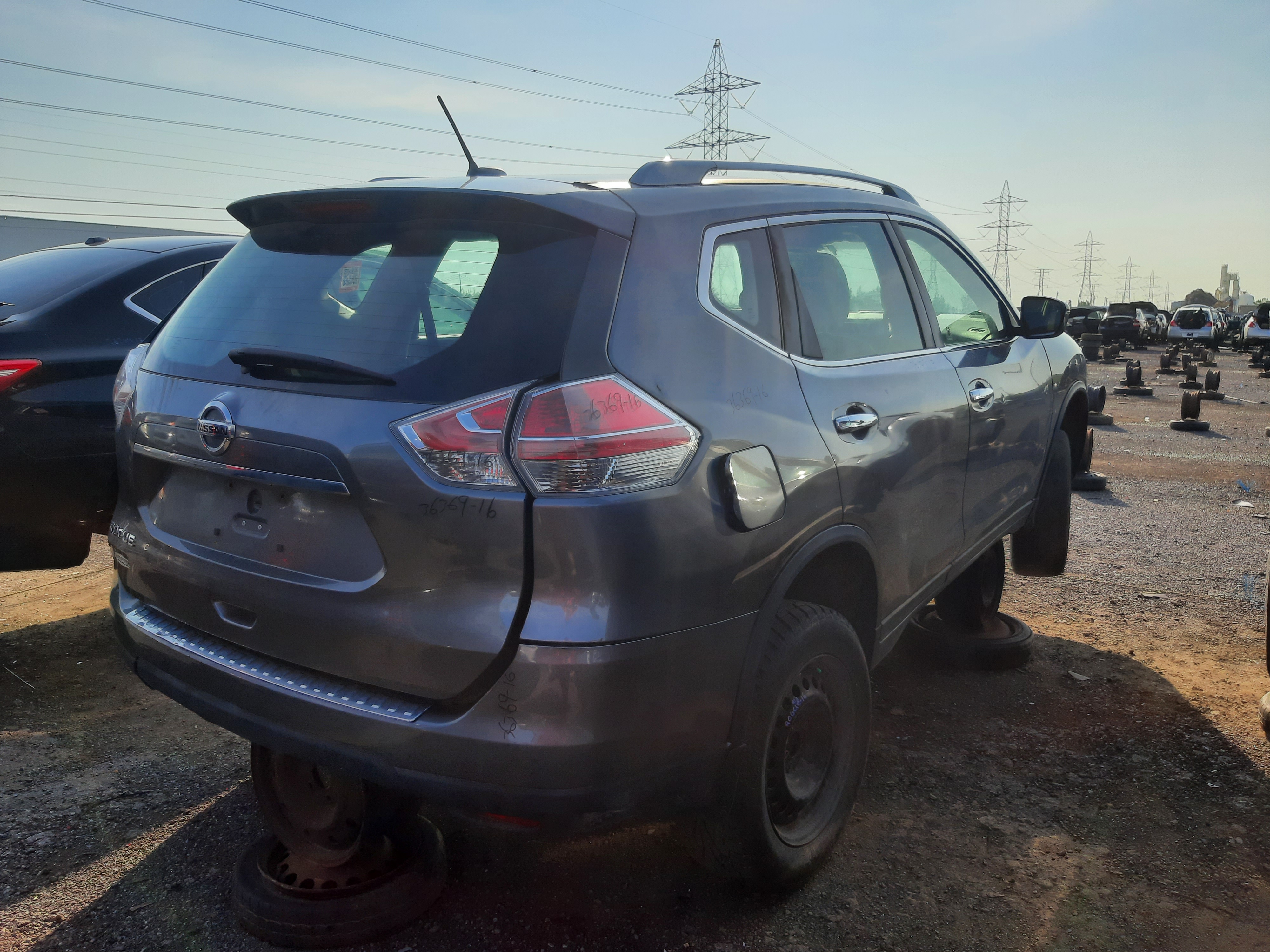 NISSAN ROGUE 2016