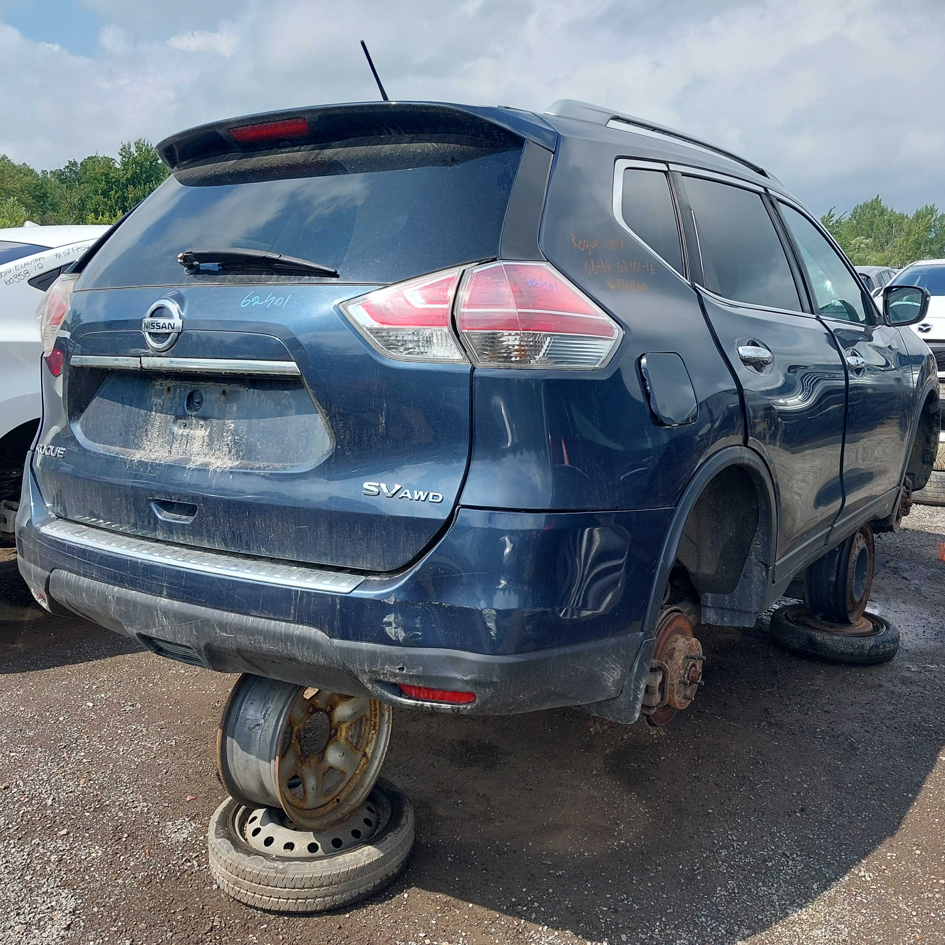 NISSAN ROGUE 2016