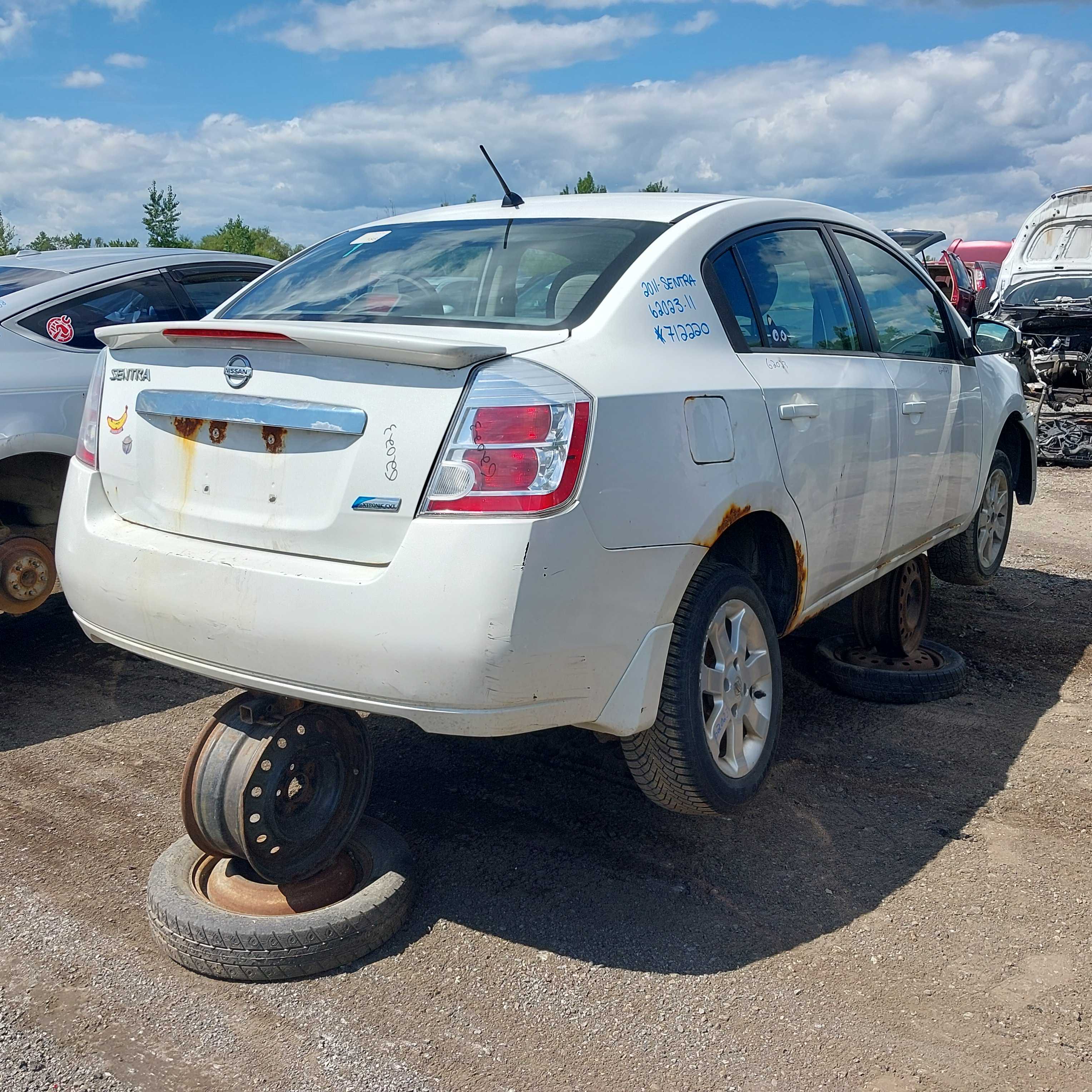 NISSAN SENTRA 2011