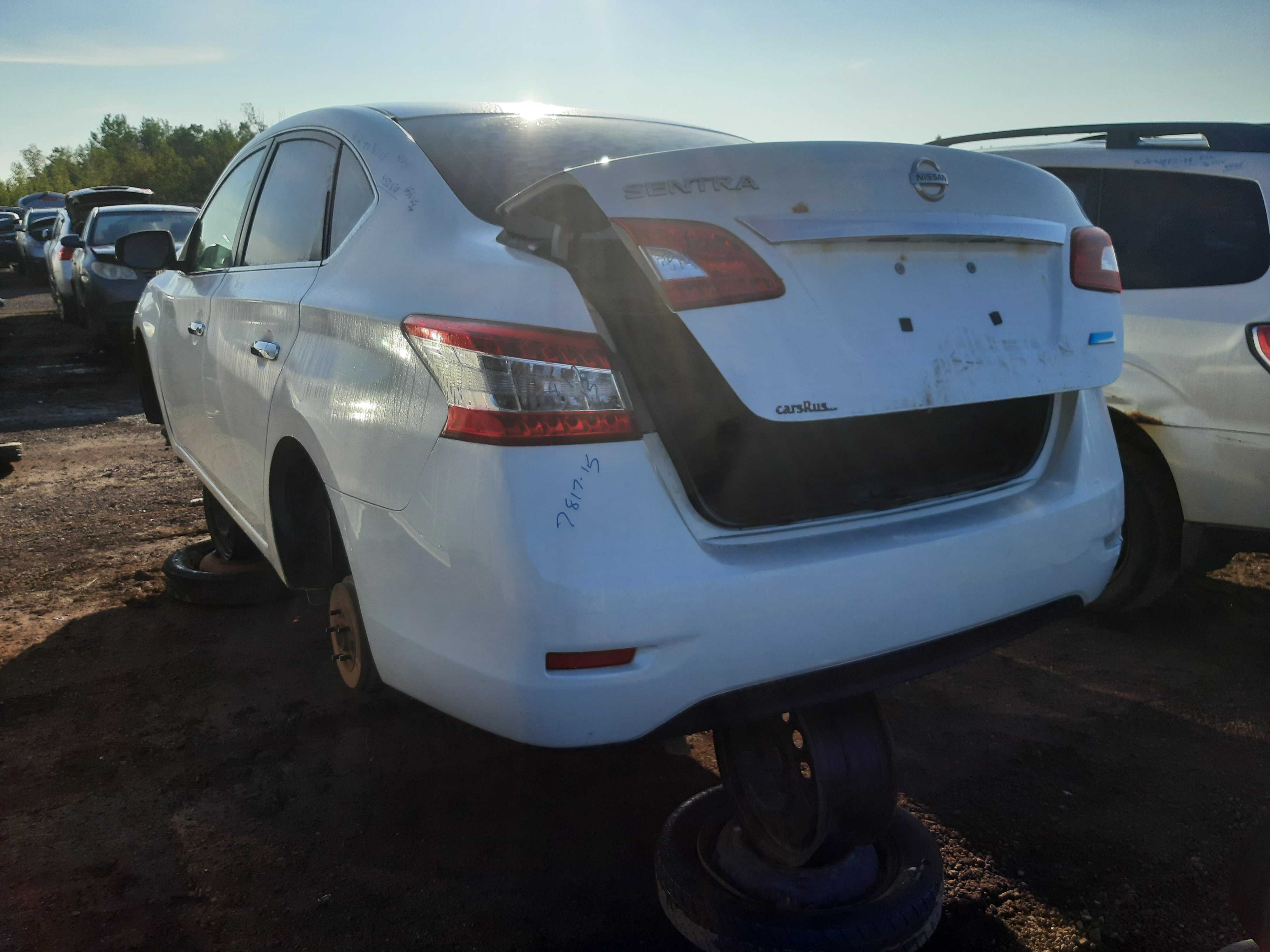 NISSAN SENTRA 2015