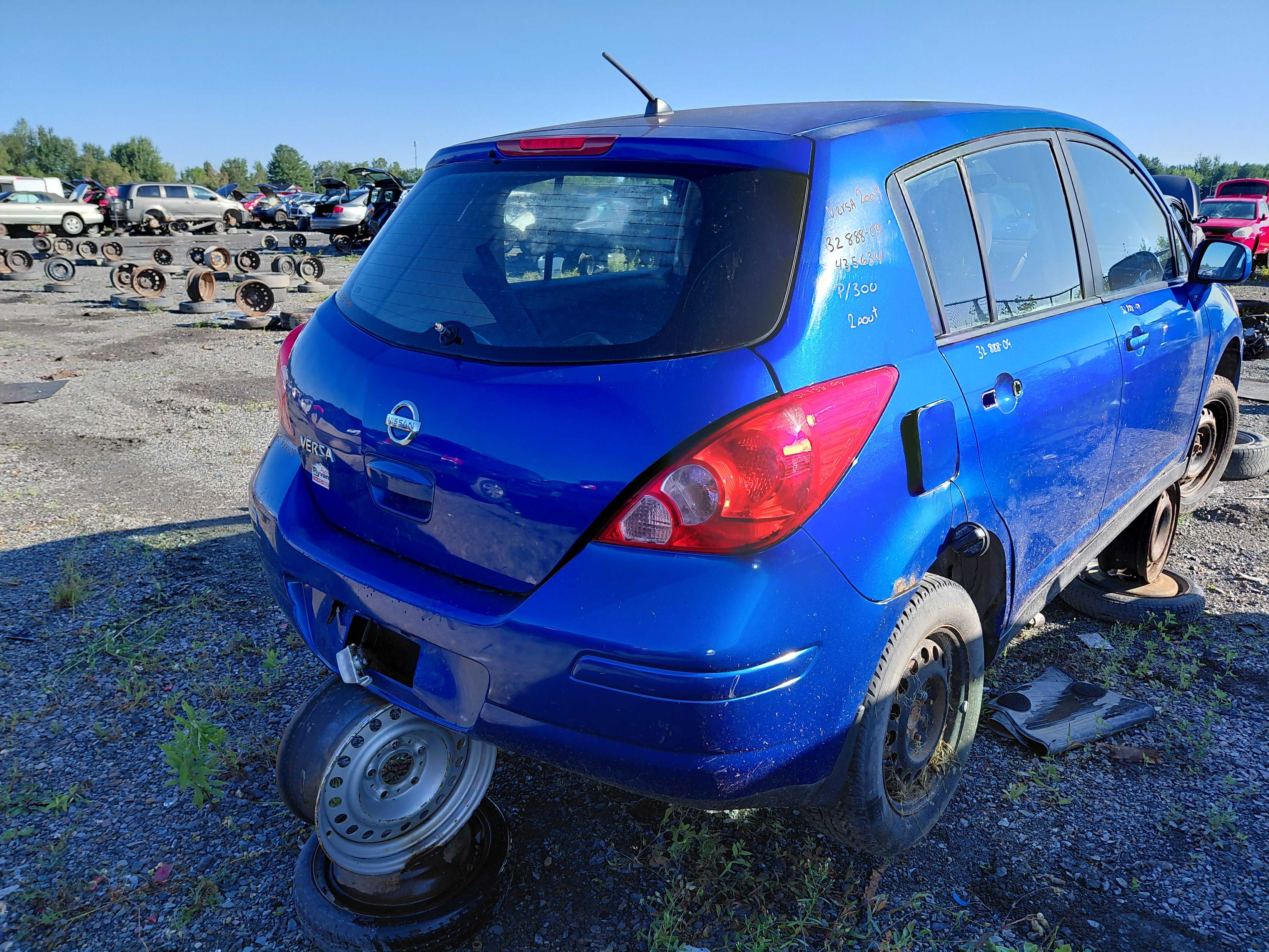 NISSAN VERSA 2009