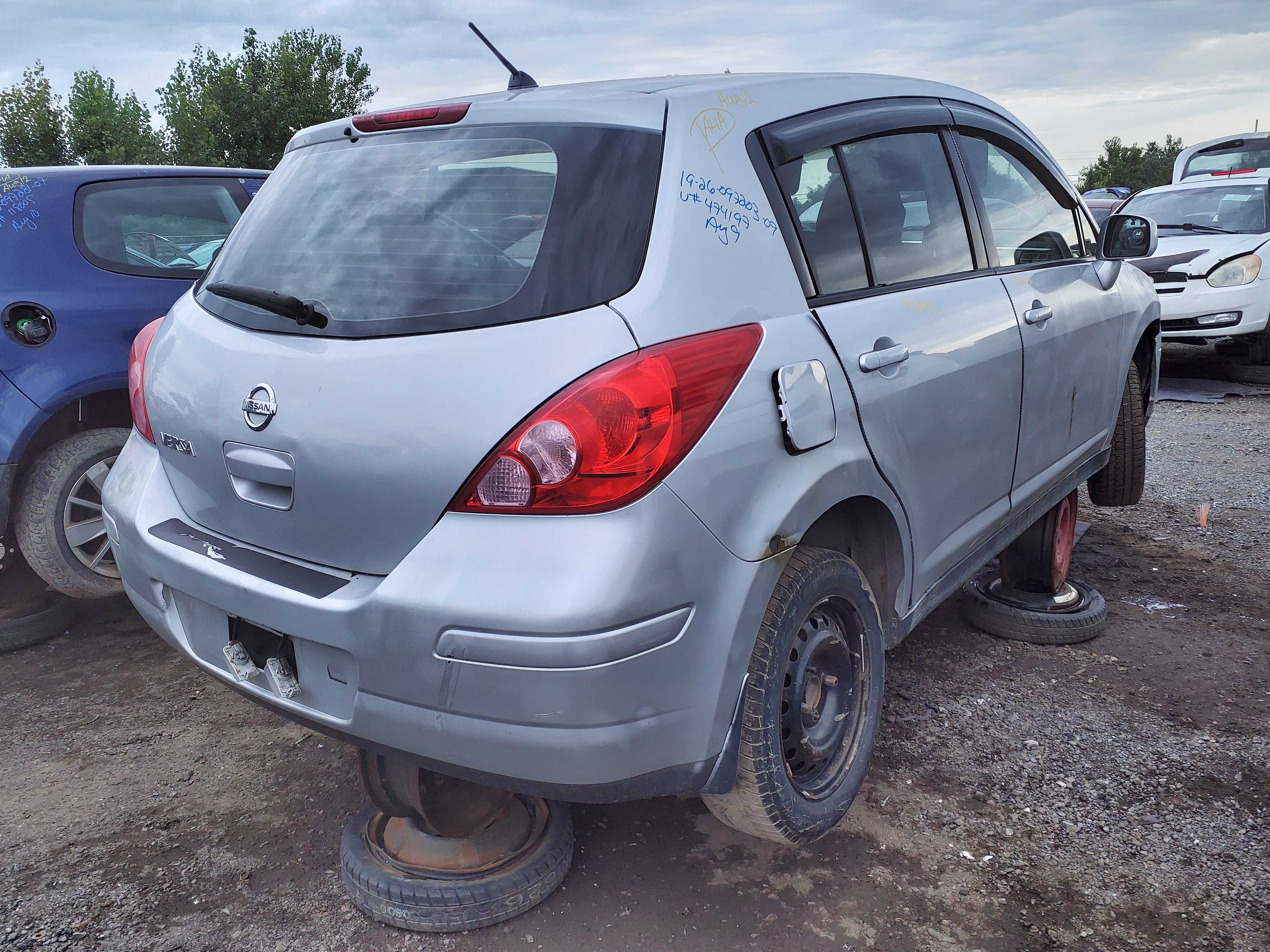 NISSAN VERSA 2009