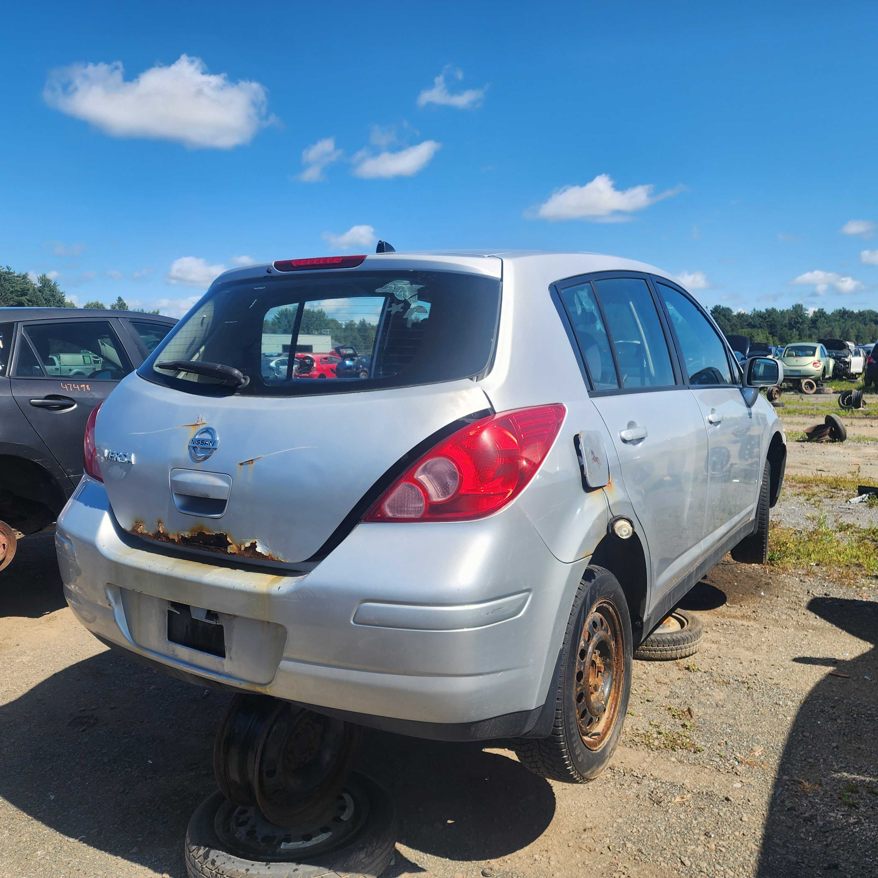 NISSAN VERSA 2009