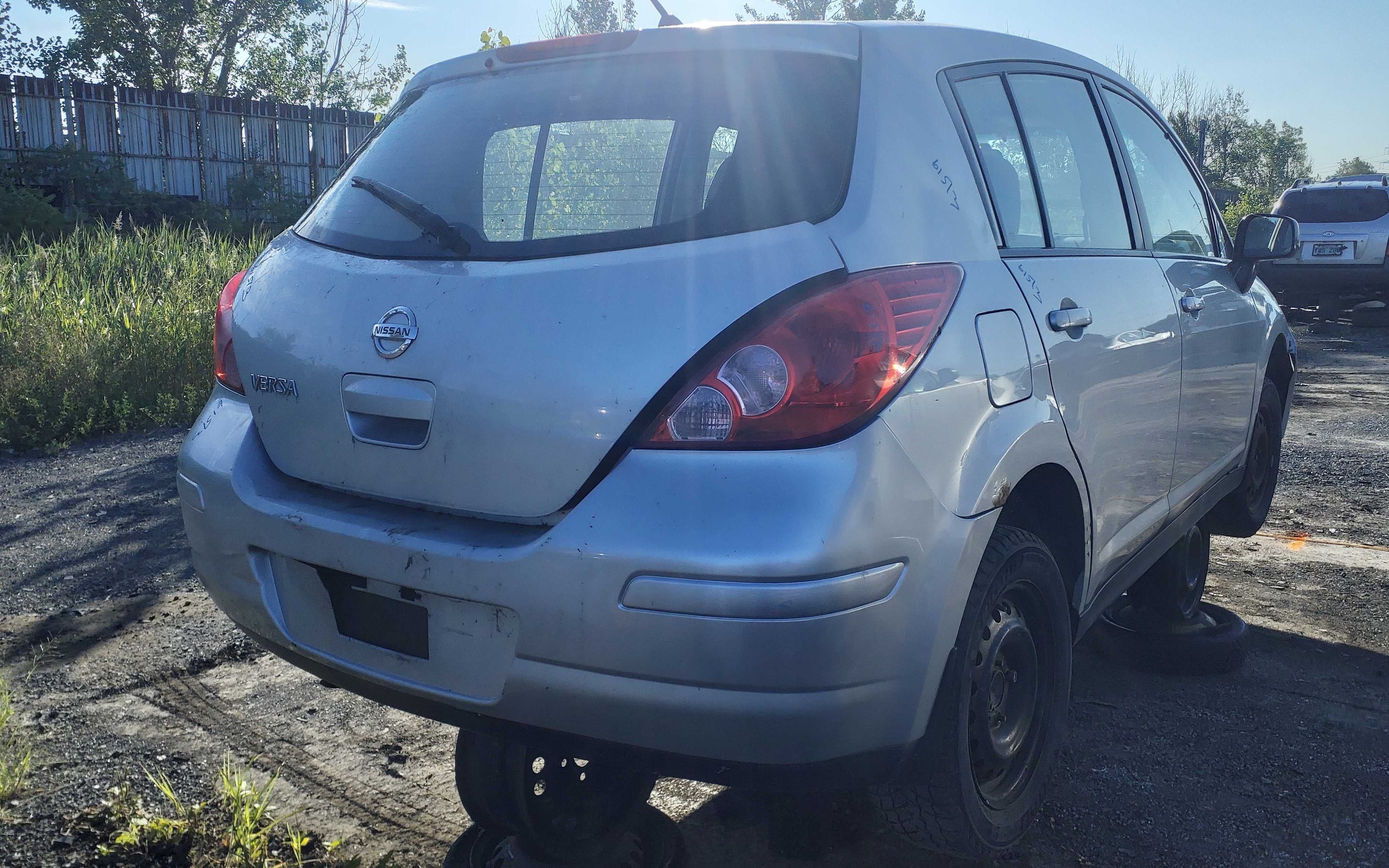 NISSAN VERSA 2009
