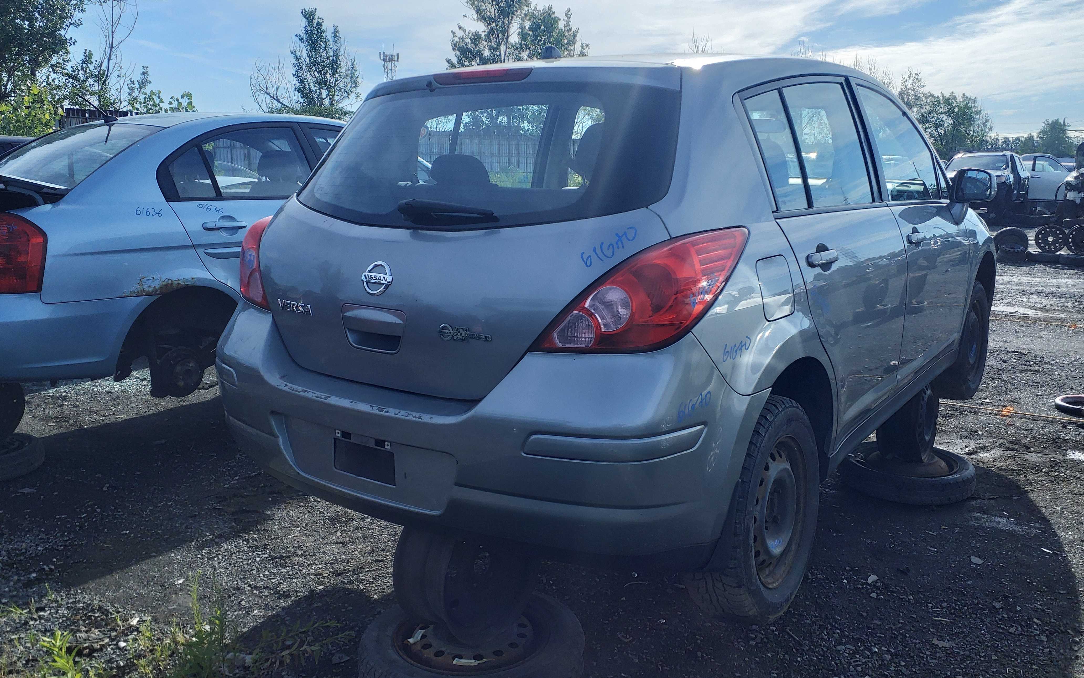 NISSAN VERSA 2009