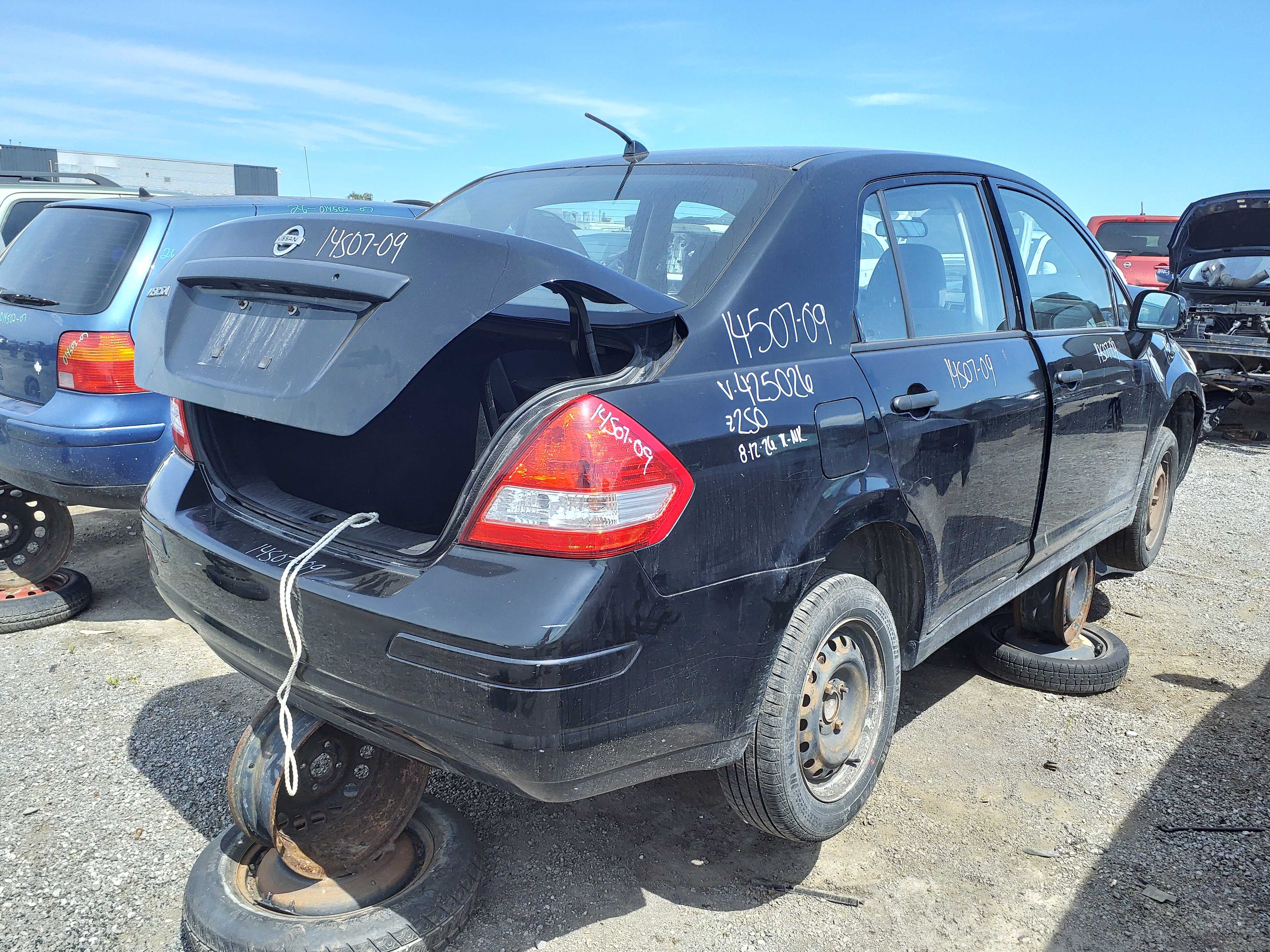 NISSAN VERSA 2009