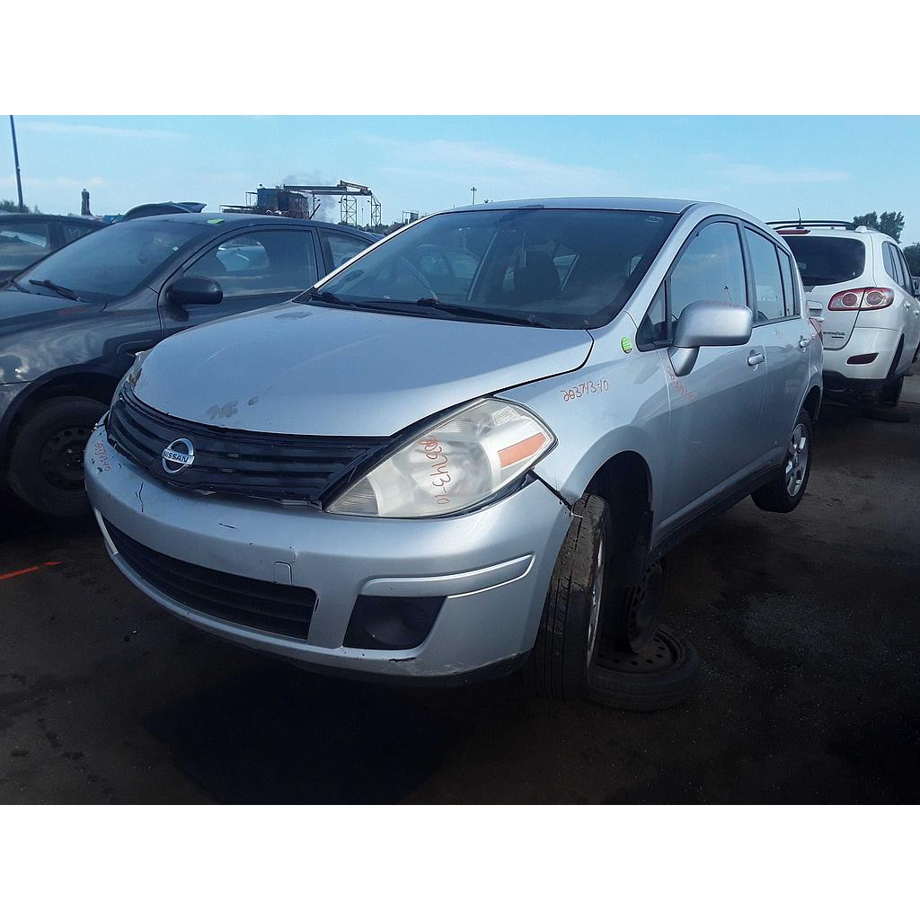 NISSAN VERSA 2010