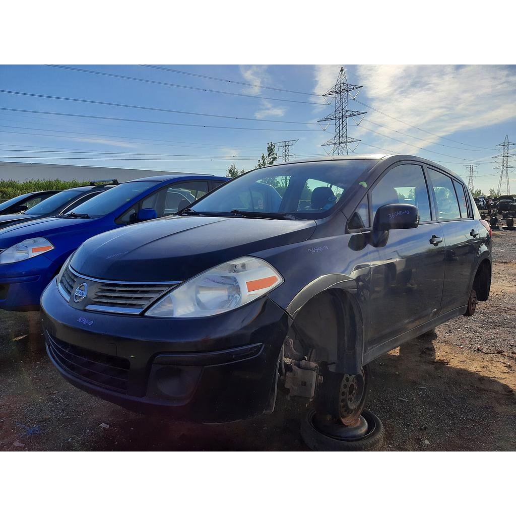 NISSAN VERSA 2010