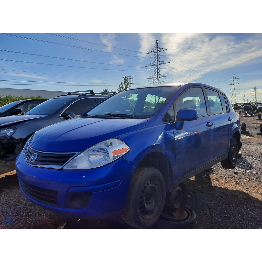 NISSAN VERSA 2010