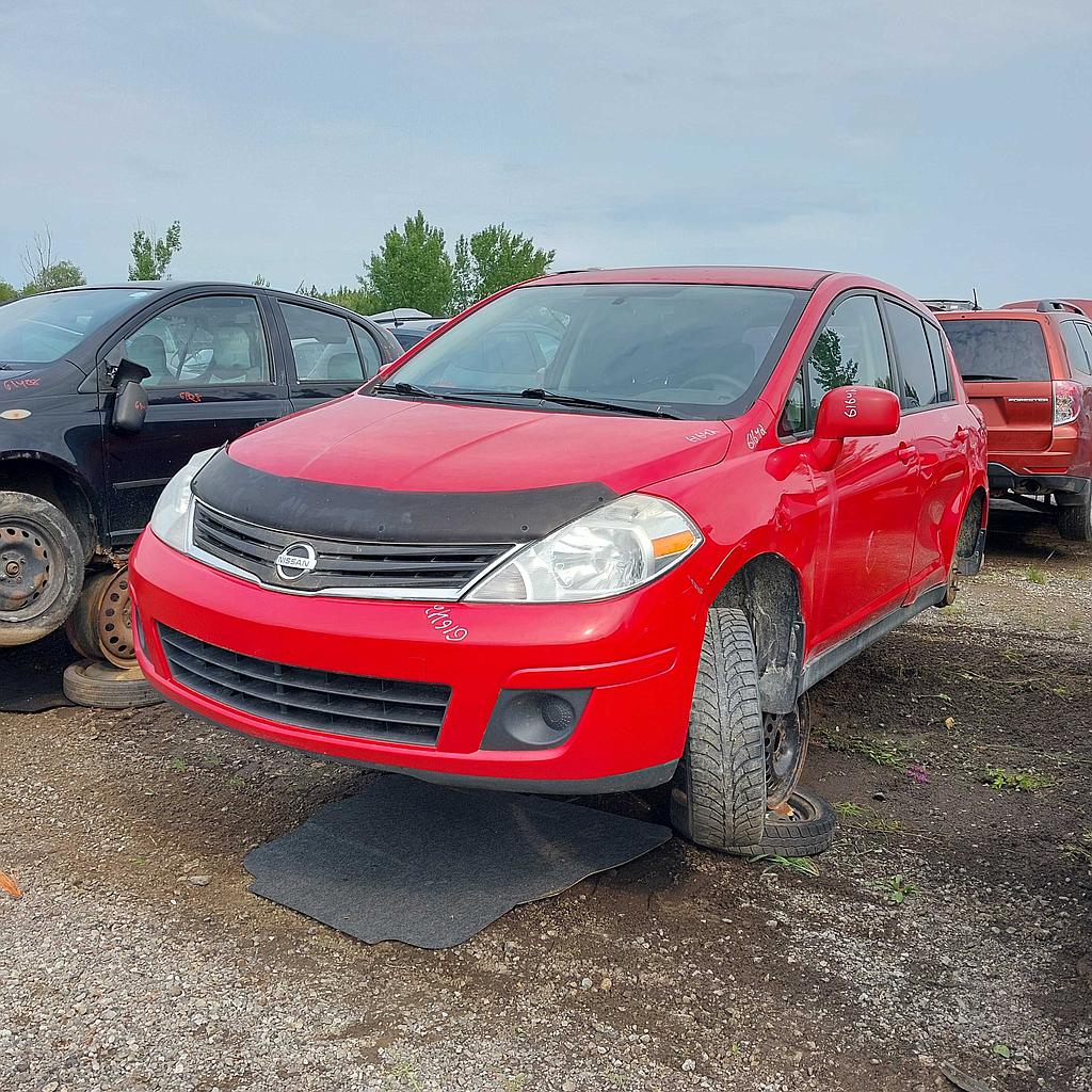 NISSAN VERSA 2011