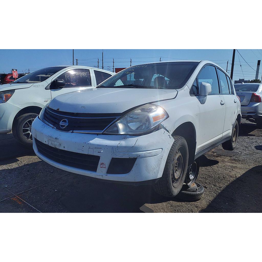 NISSAN VERSA 2011