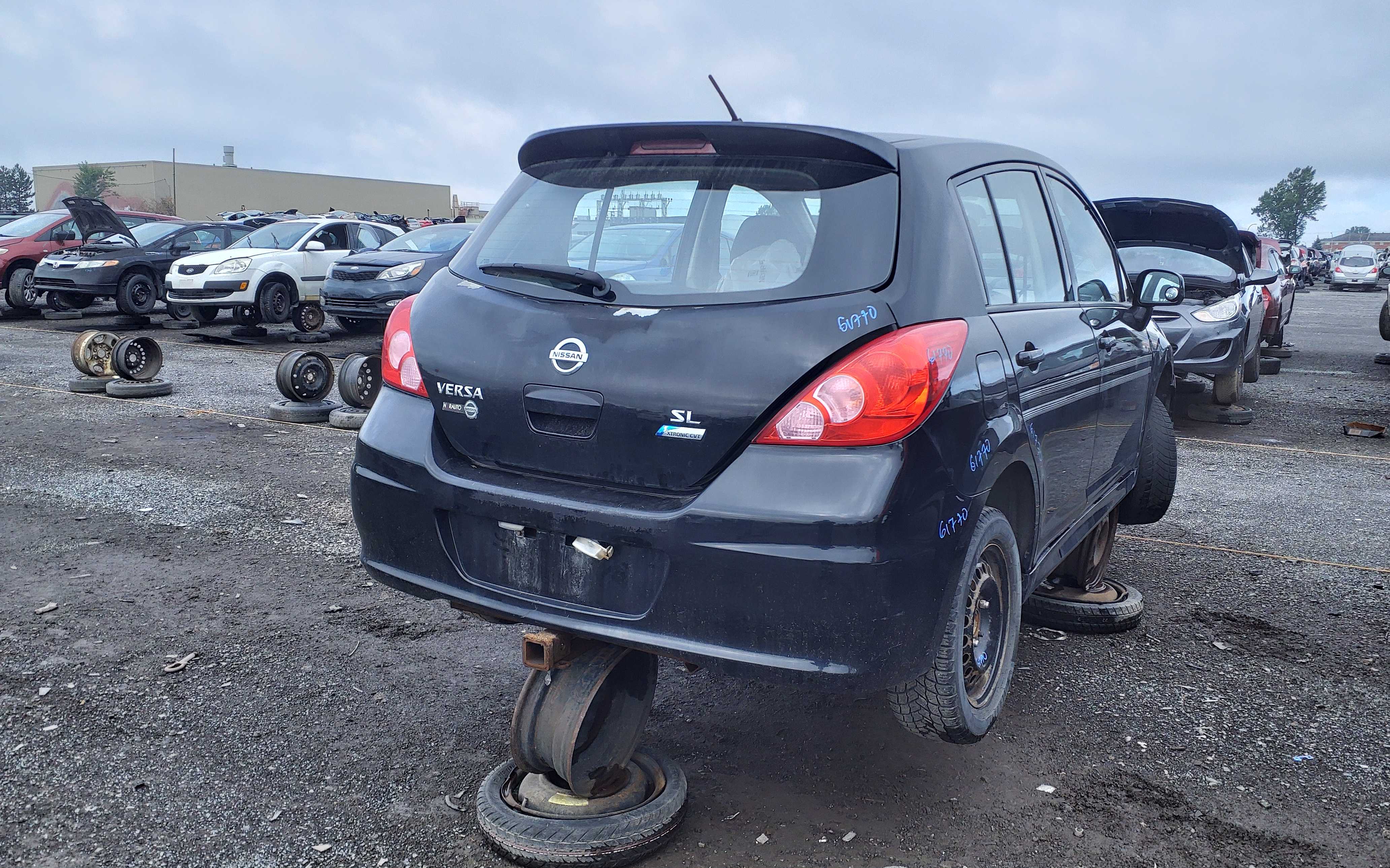 NISSAN VERSA 2012