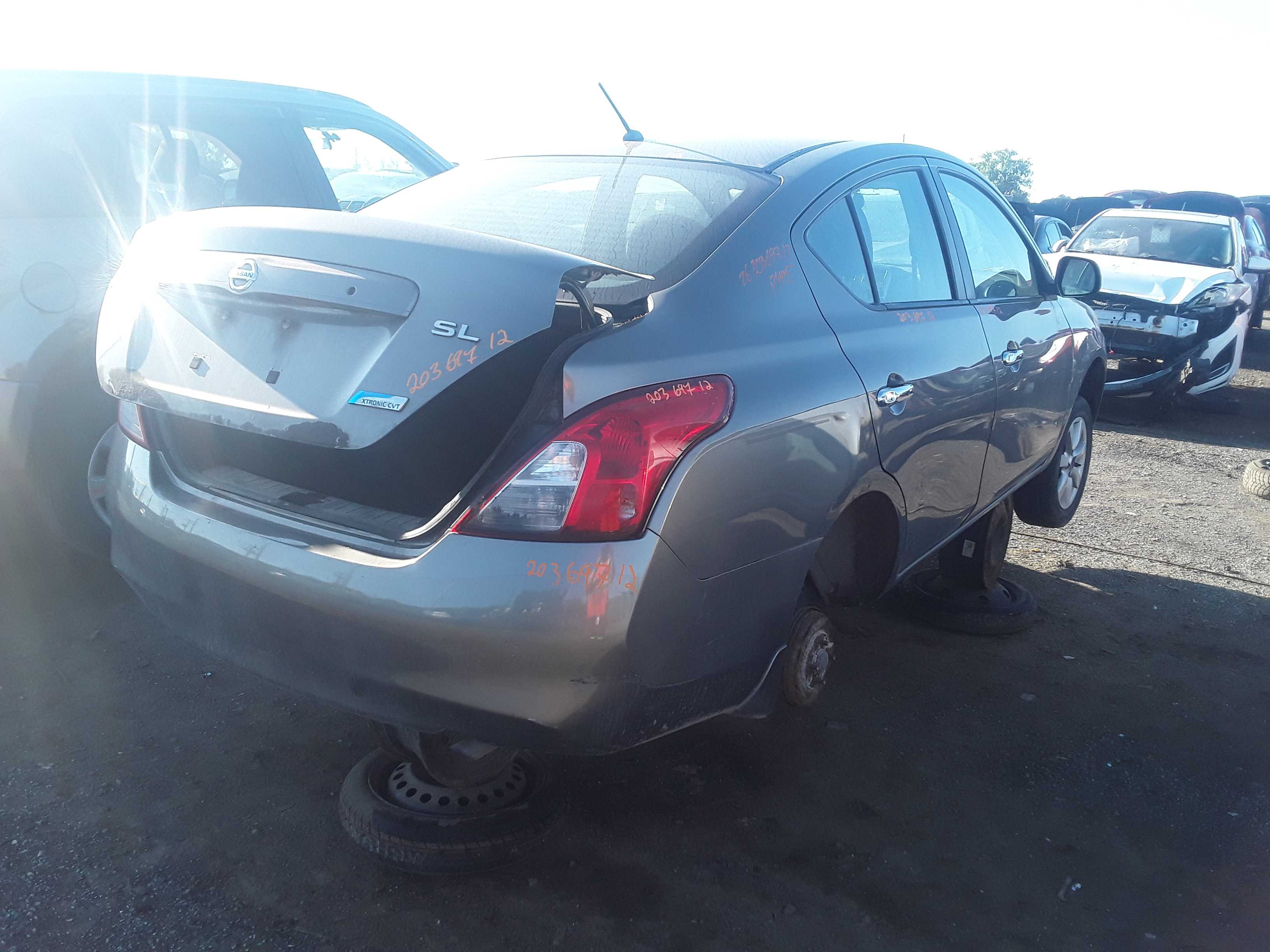 NISSAN VERSA 2012