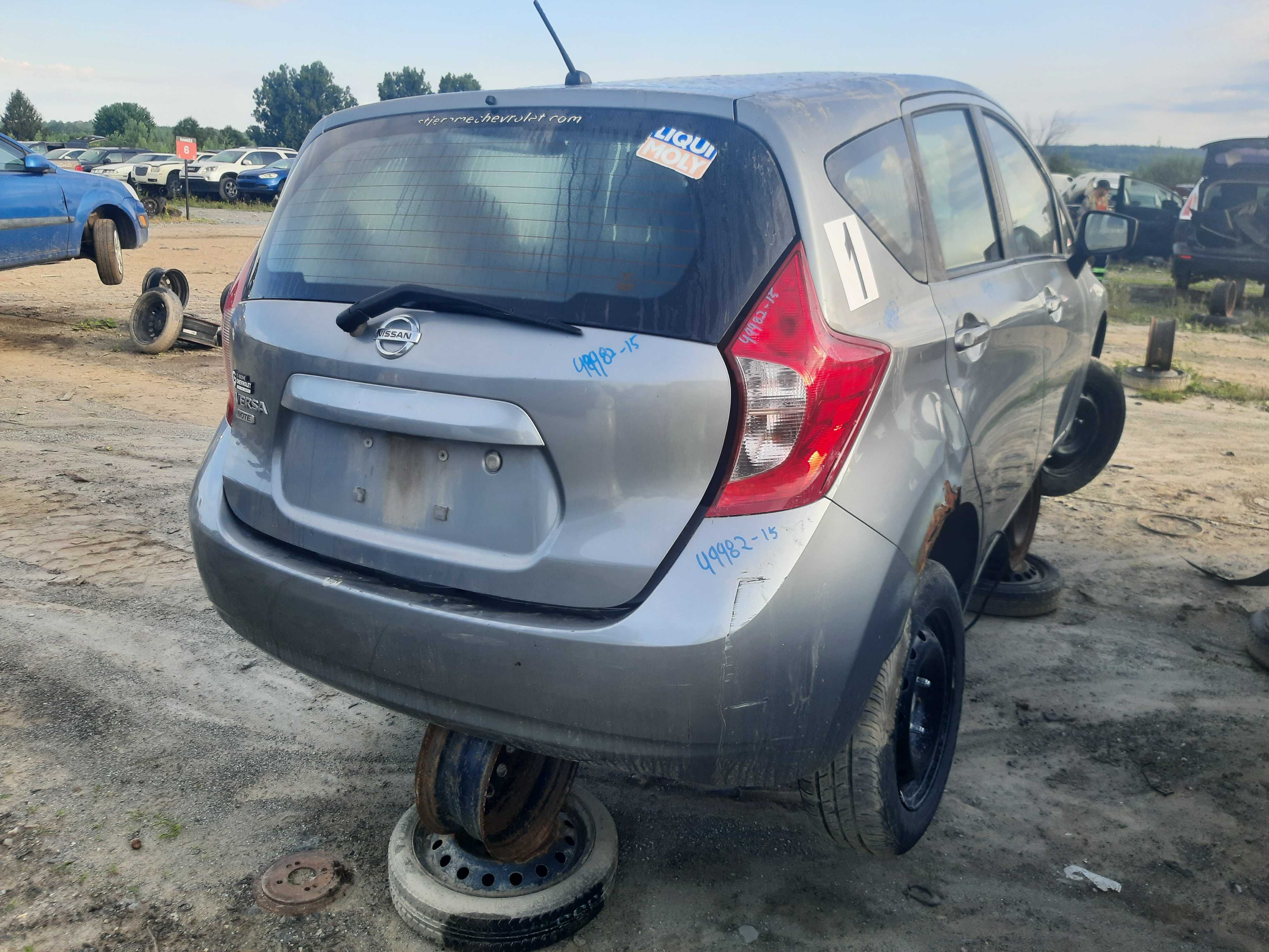 NISSAN VERSA 2015