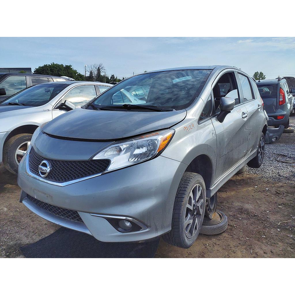 NISSAN VERSA 2015