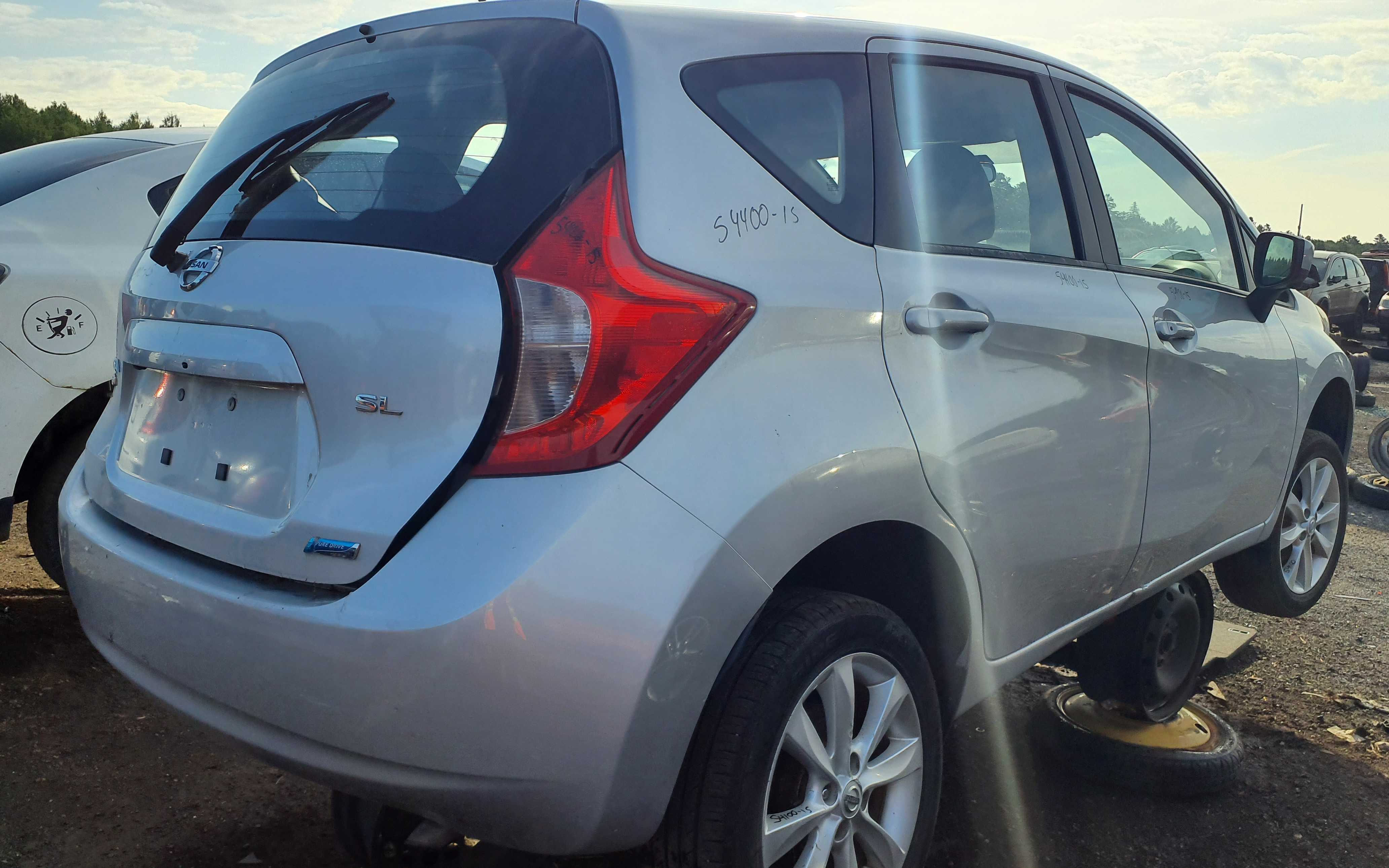 NISSAN VERSA 2015