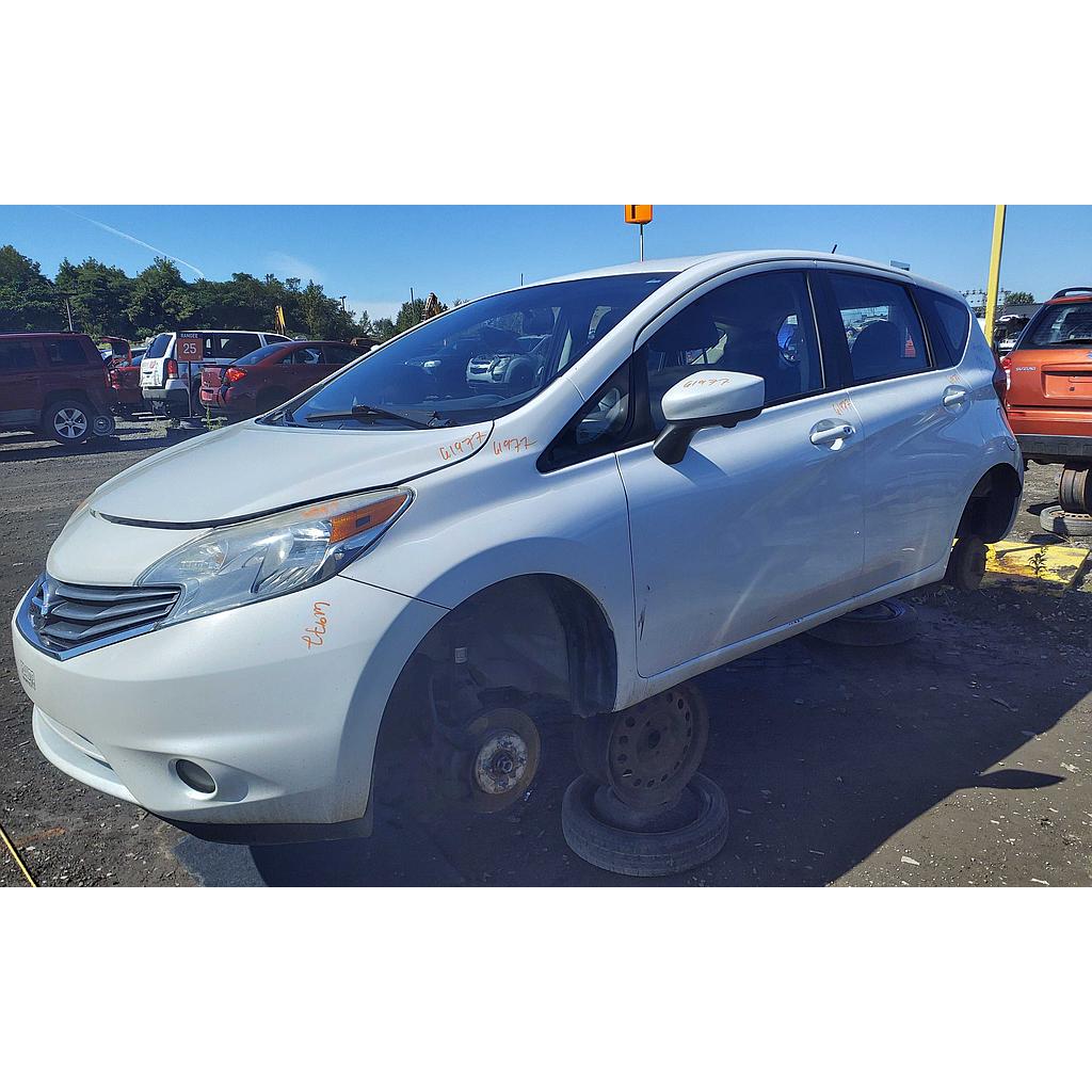 NISSAN VERSA 2015