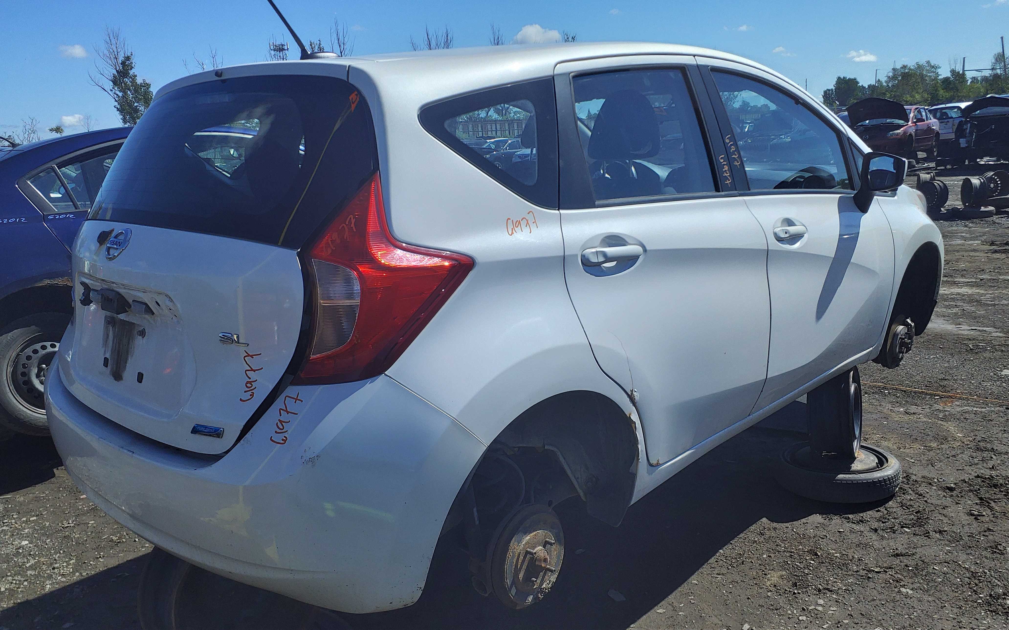 NISSAN VERSA 2015