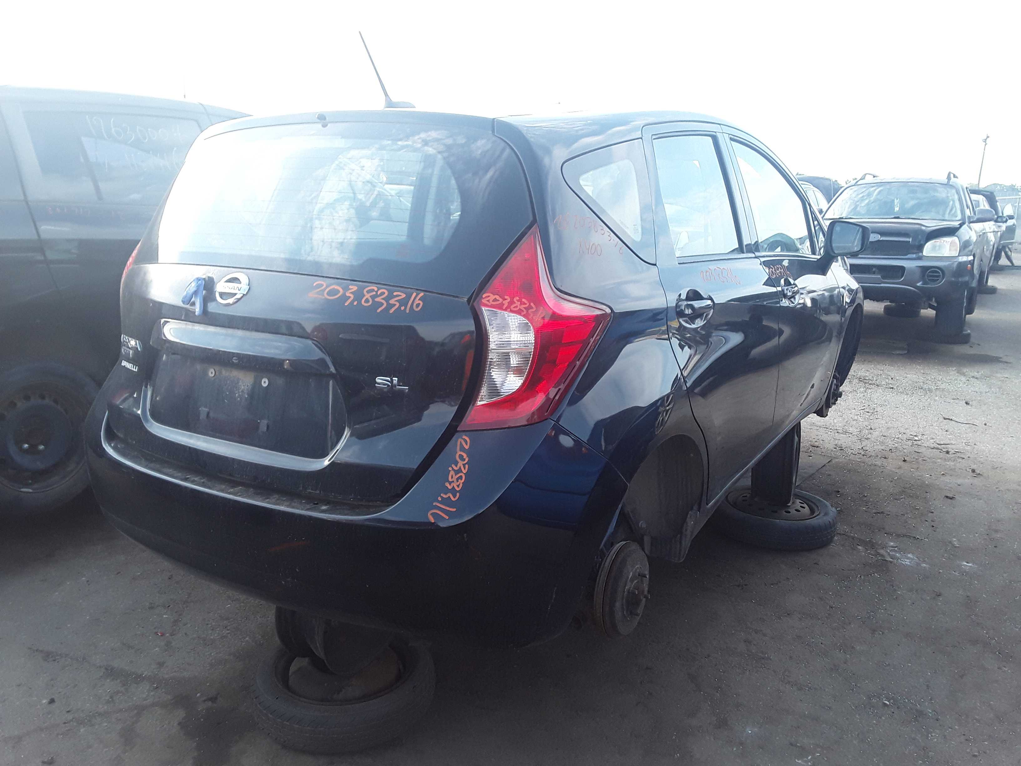 NISSAN VERSA 2016