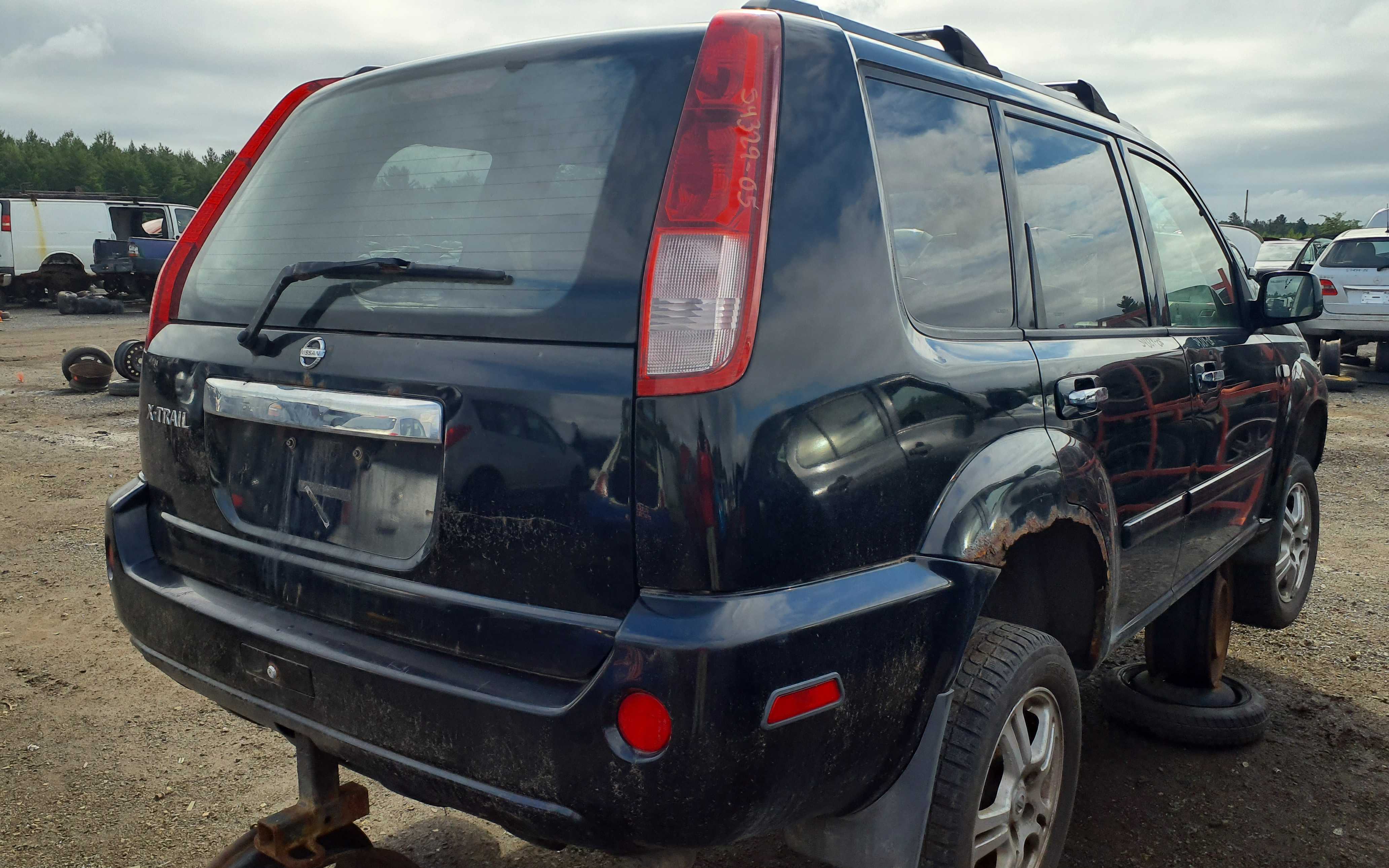 NISSAN X-TRAIL 2005