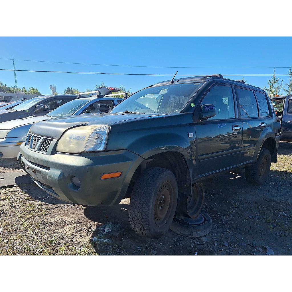 NISSAN X-TRAIL 2005