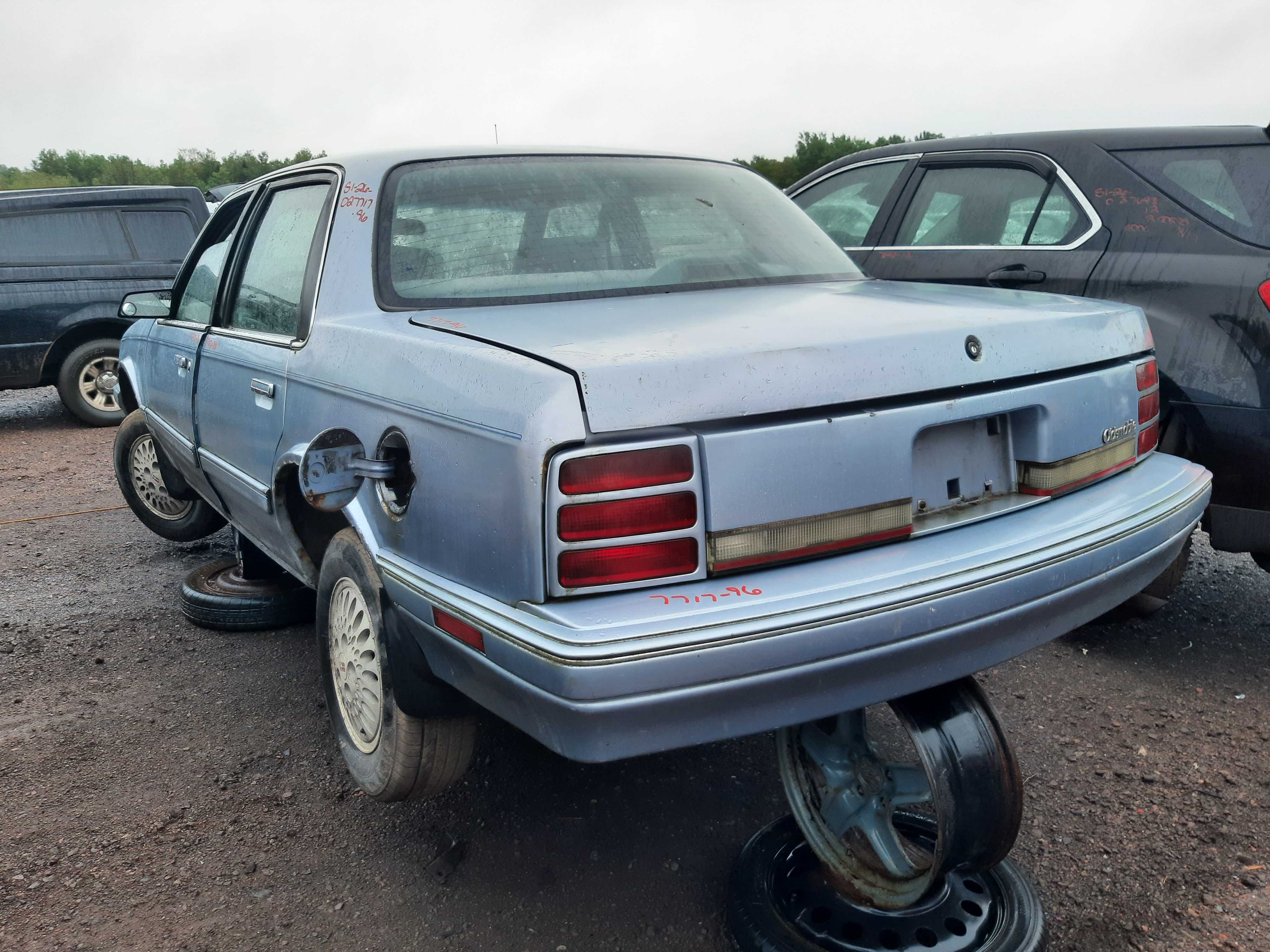 OLDSMOBILE CIERA 1996