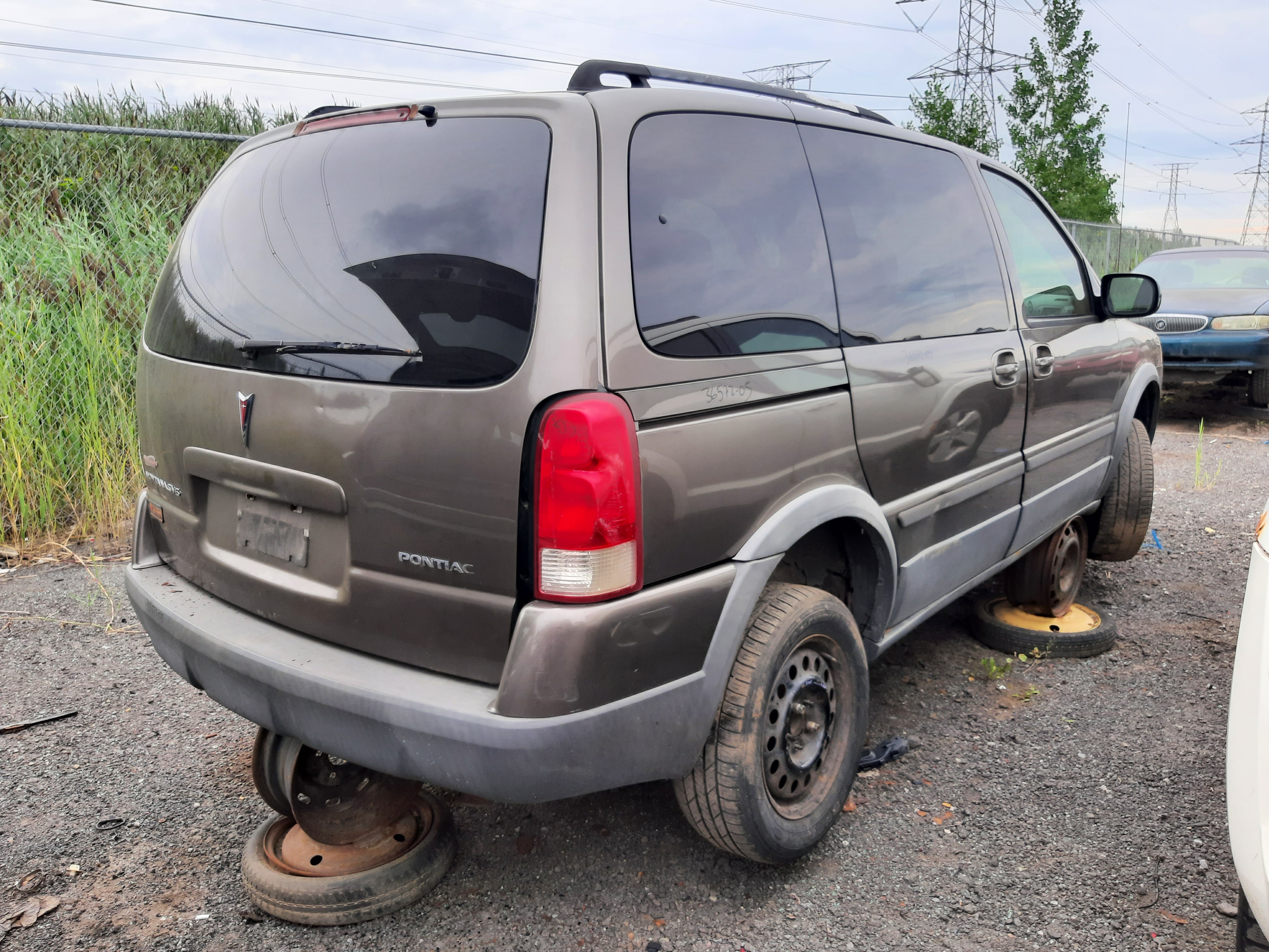 PONTIAC MONTANA 2005