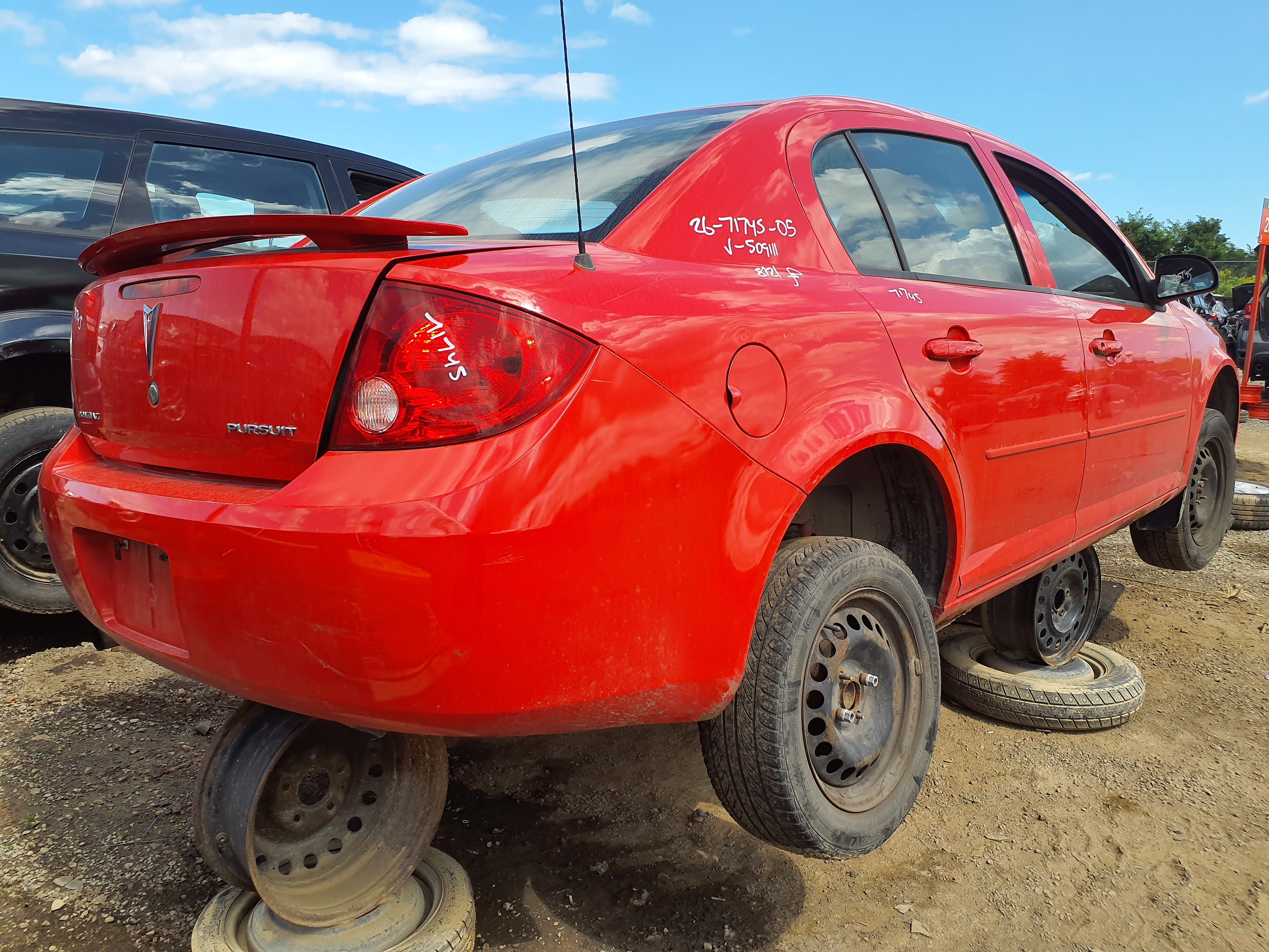 PONTIAC PURSUIT 2005