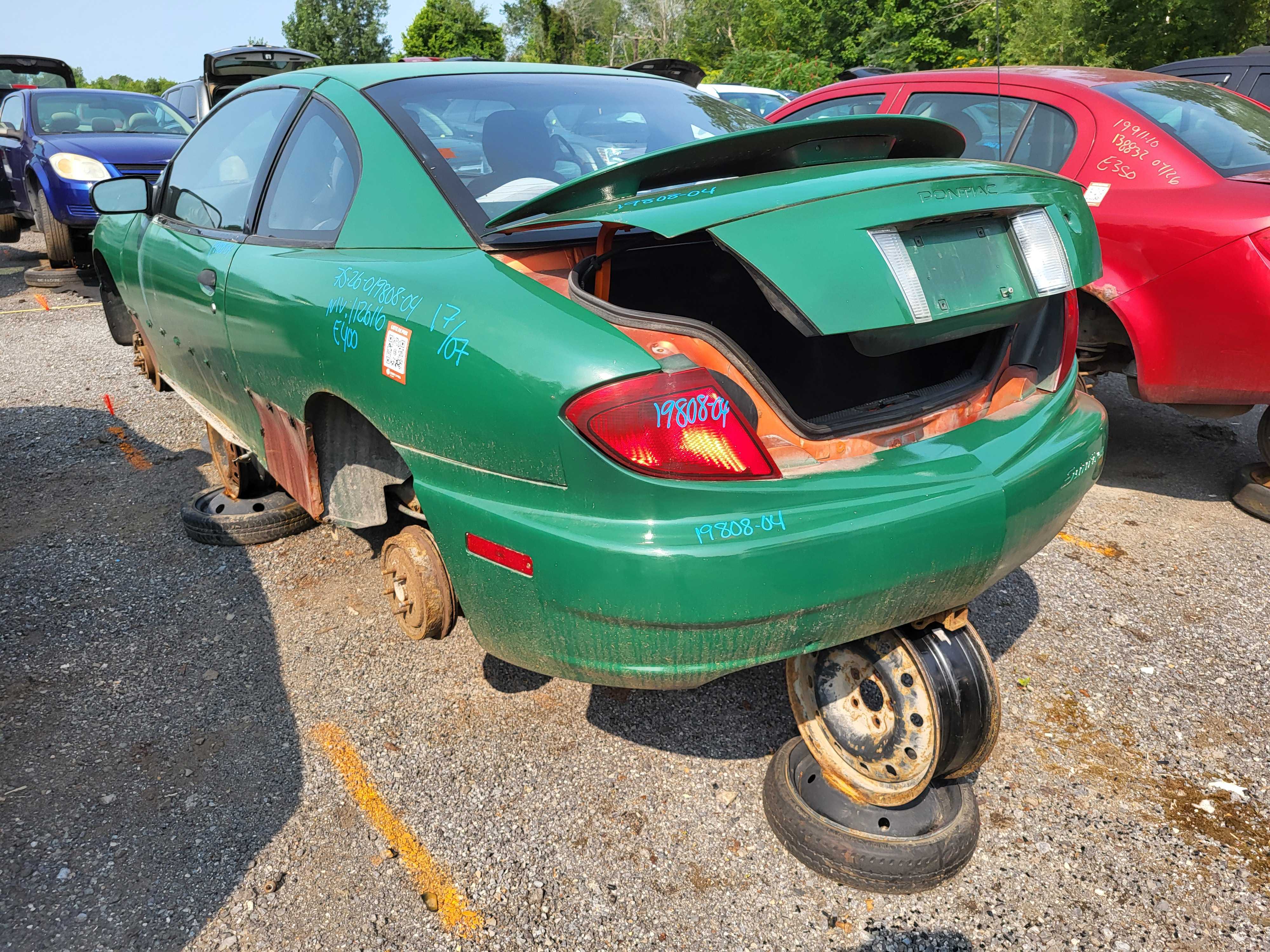 PONTIAC SUNFIRE 2004