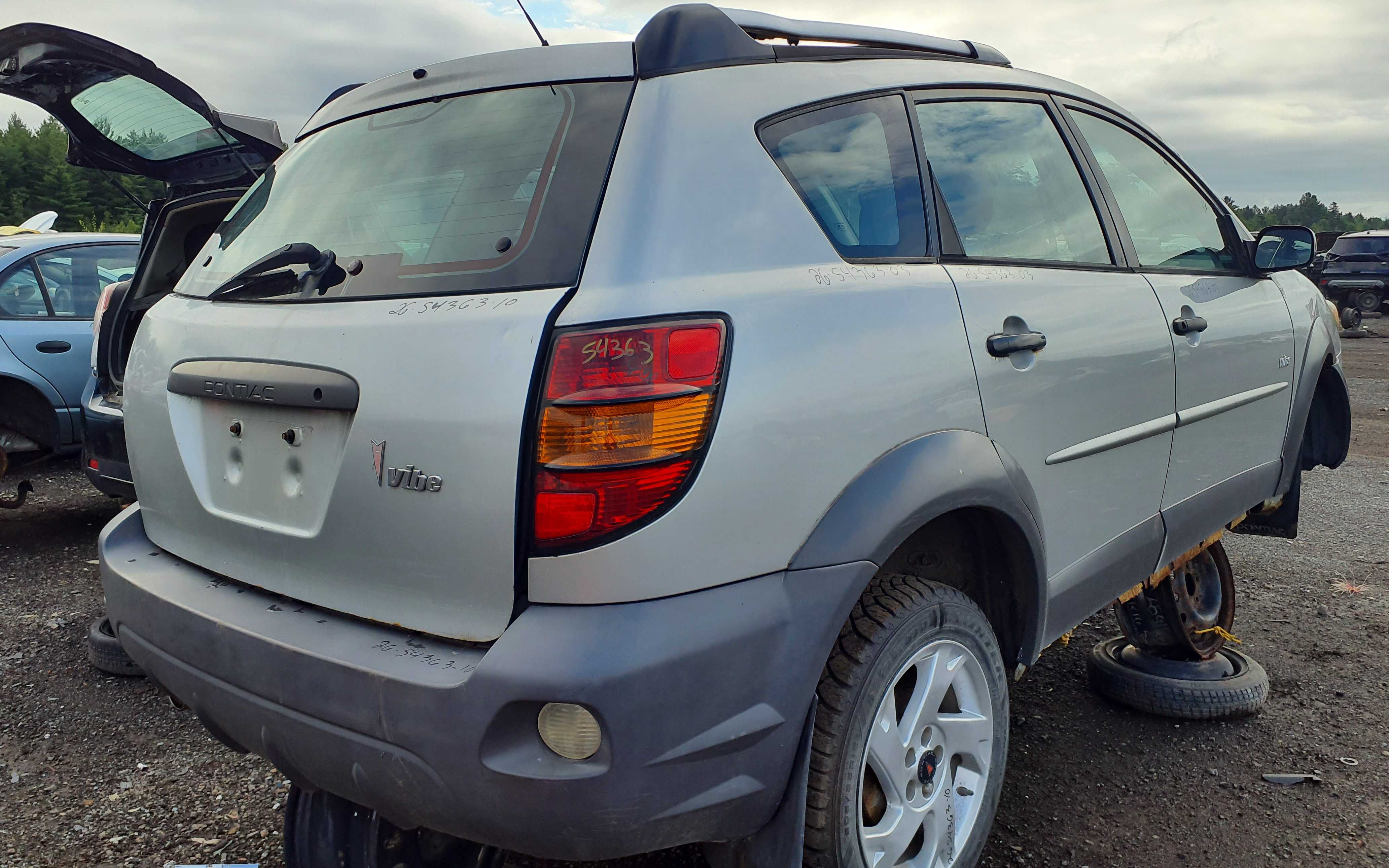 PONTIAC VIBE 2003