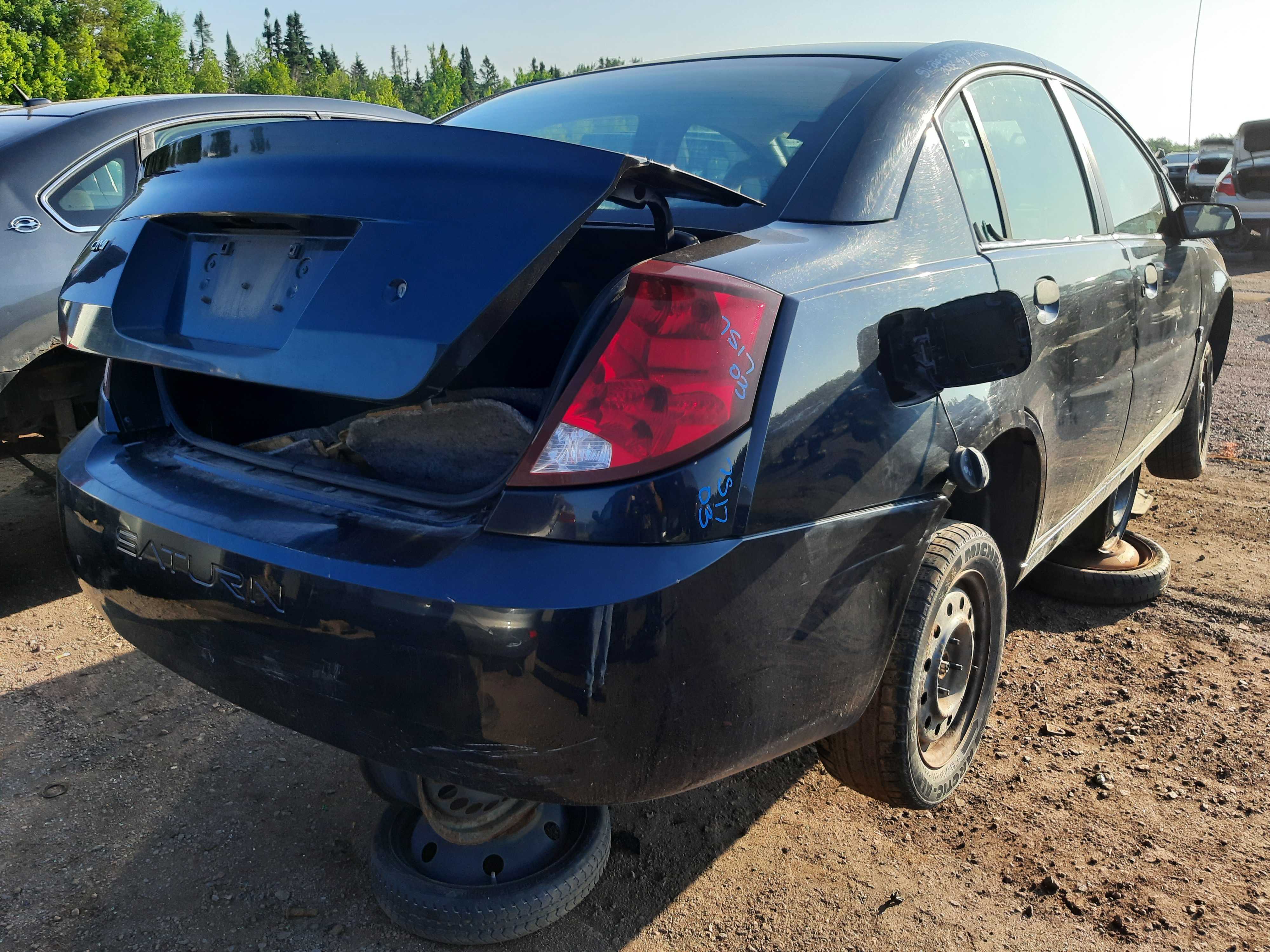 SATURN ION 2003