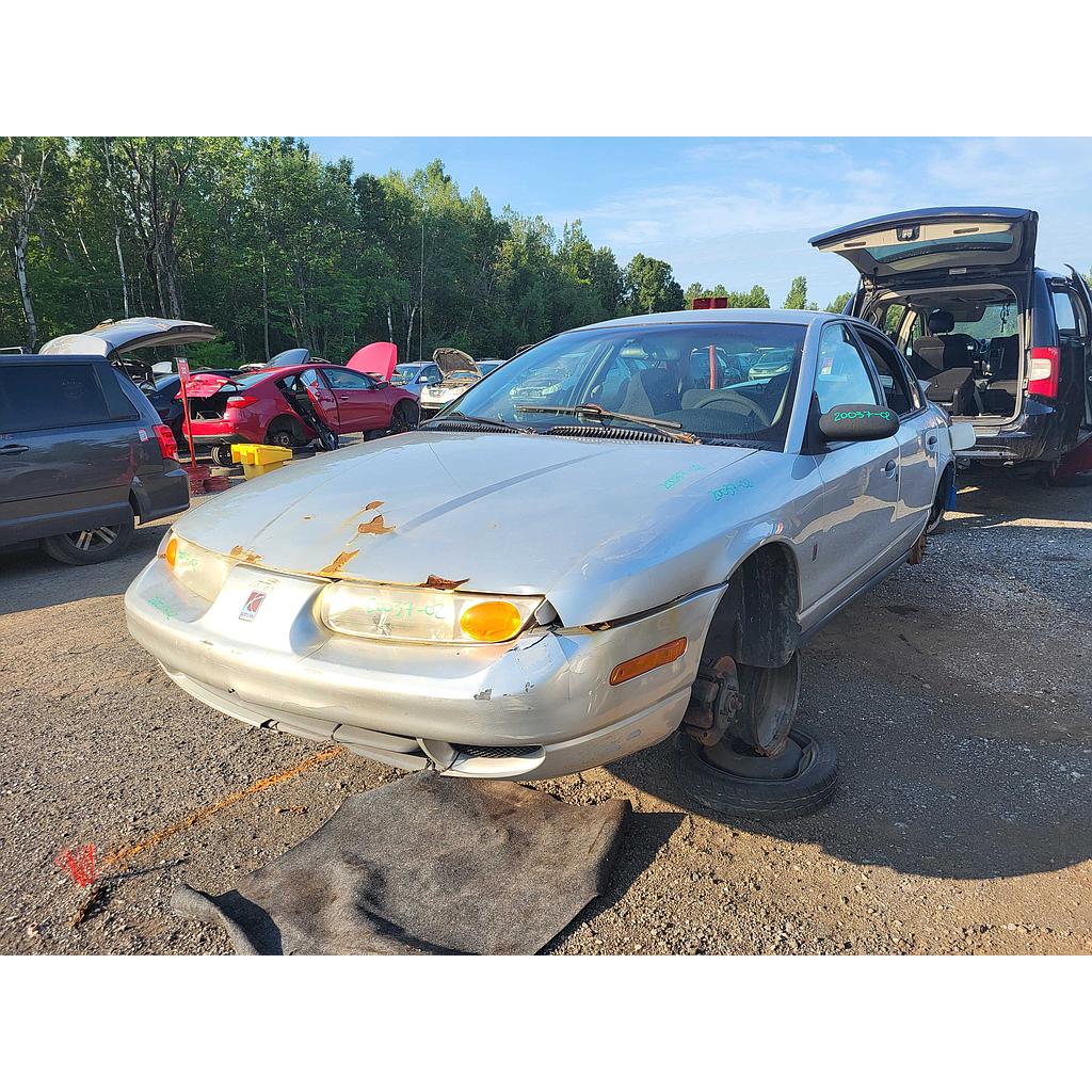 SATURN SL 2002