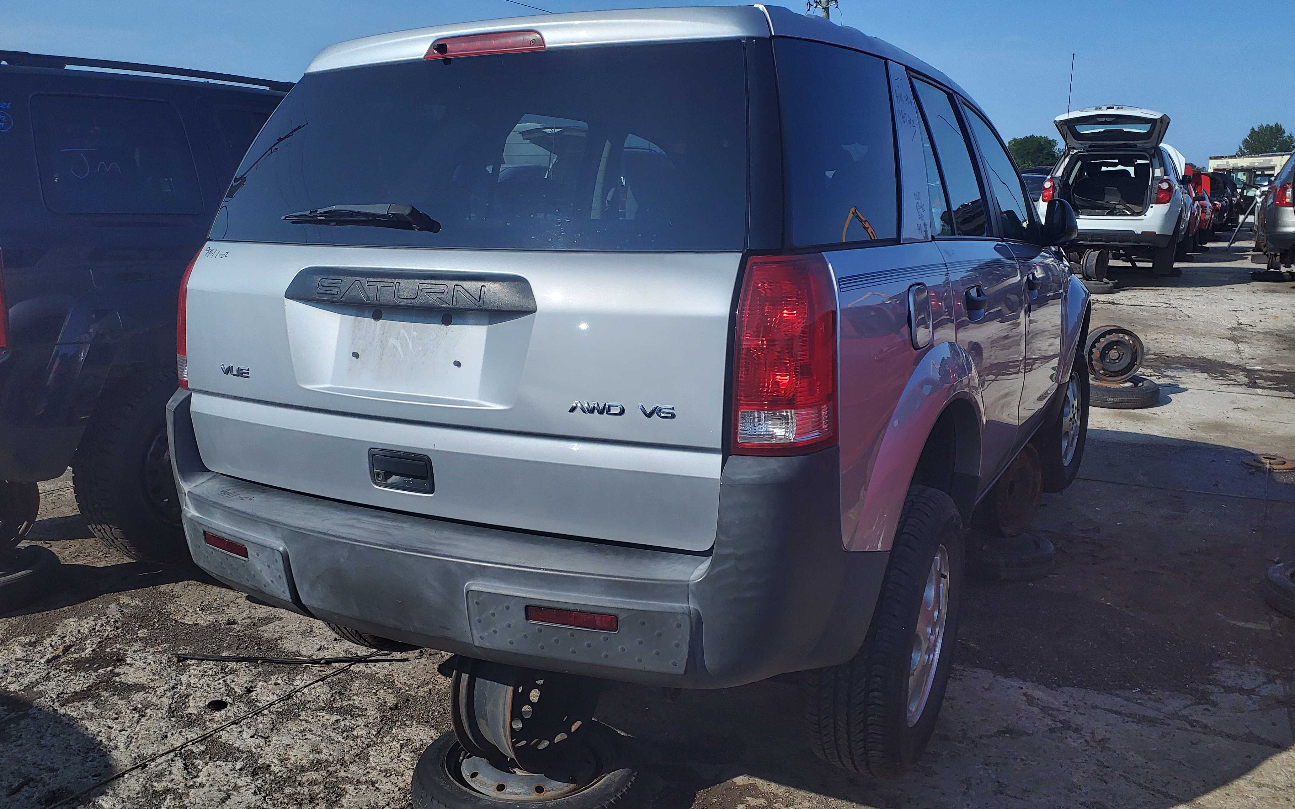 SATURN VUE 2002