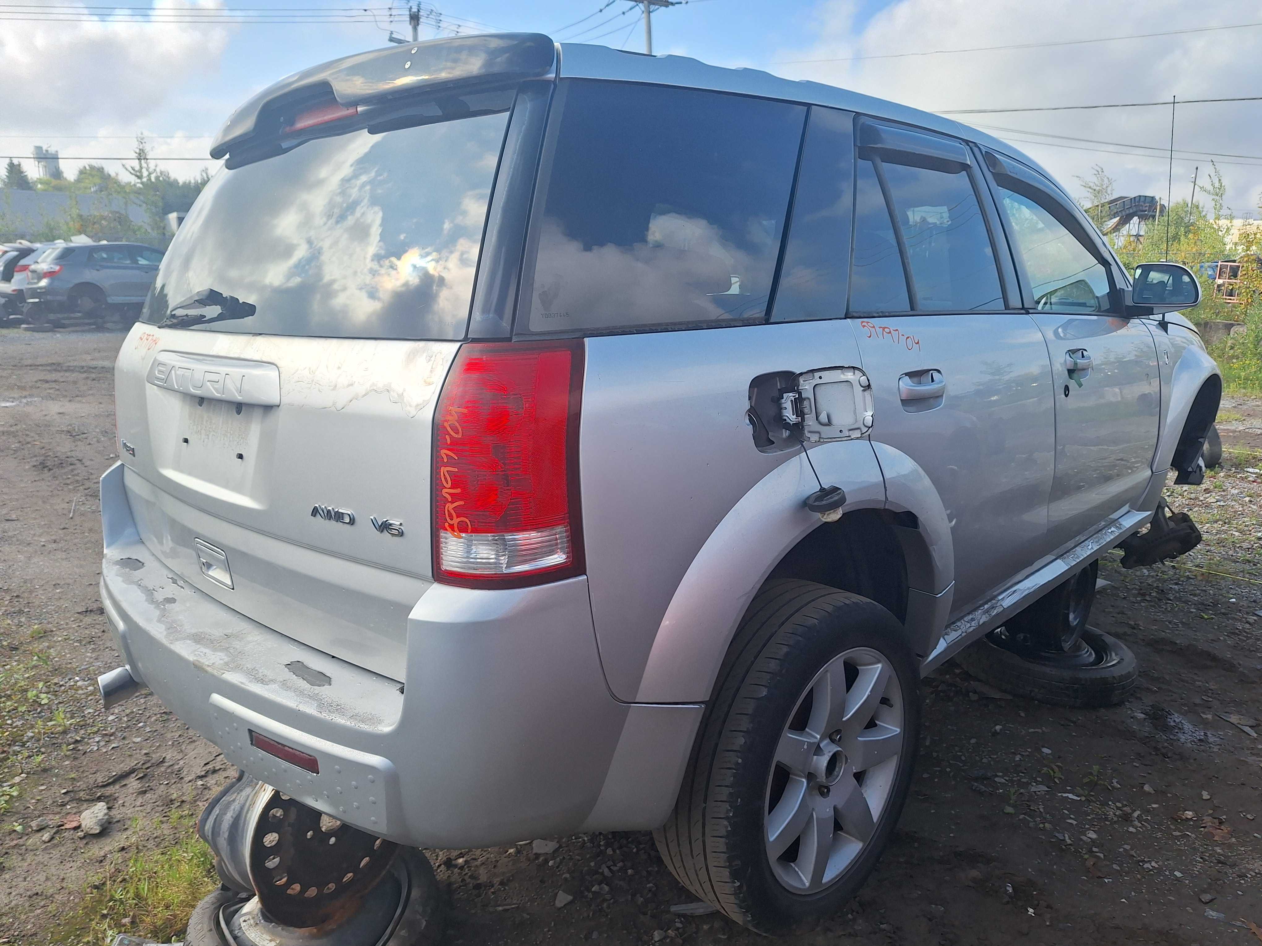 SATURN VUE 2004
