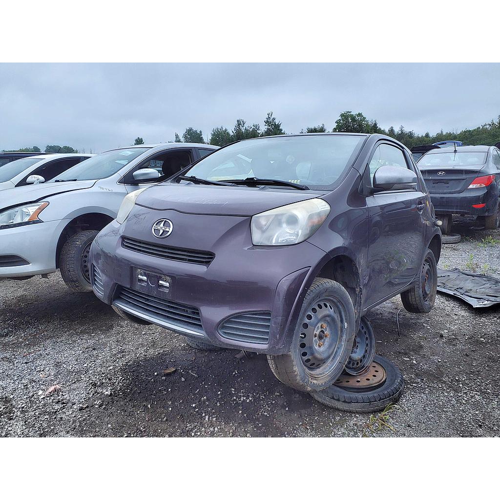 SCION IQ 2012