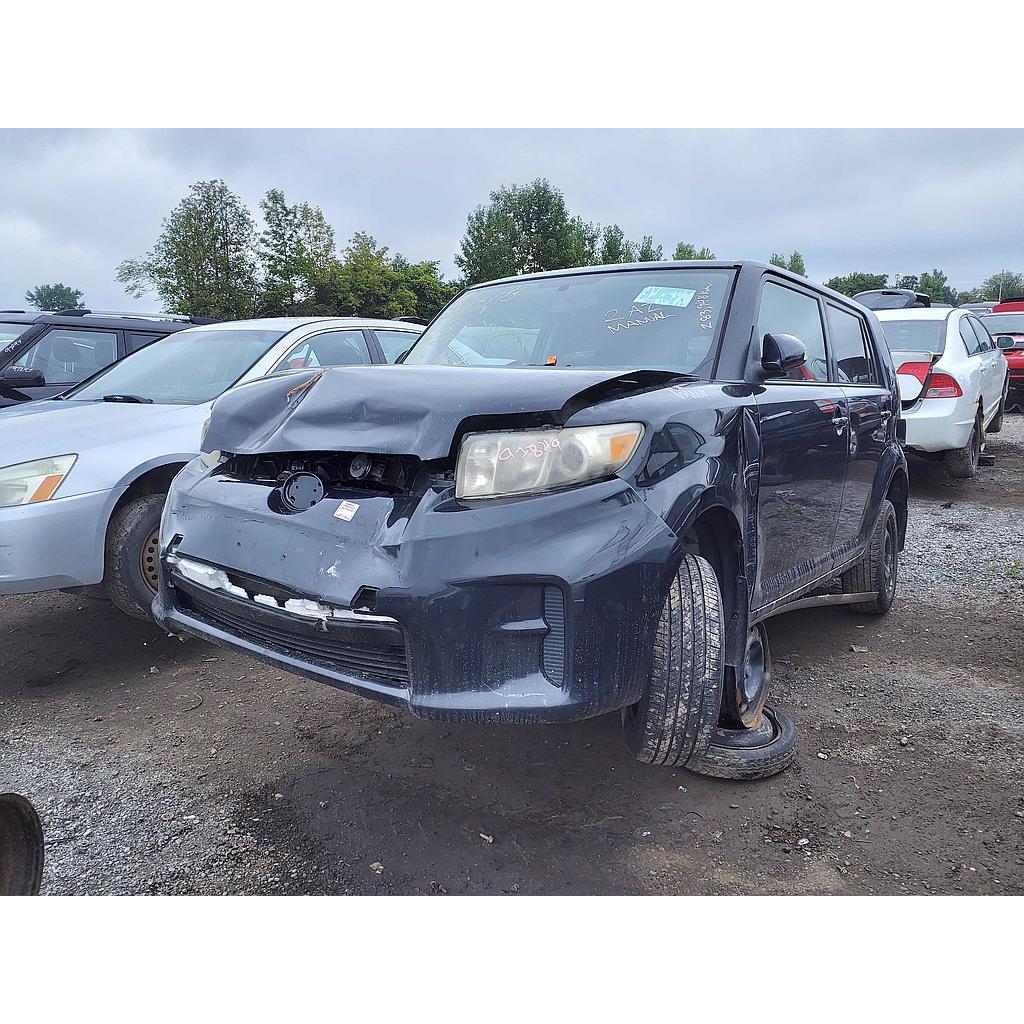 SCION XB 2011