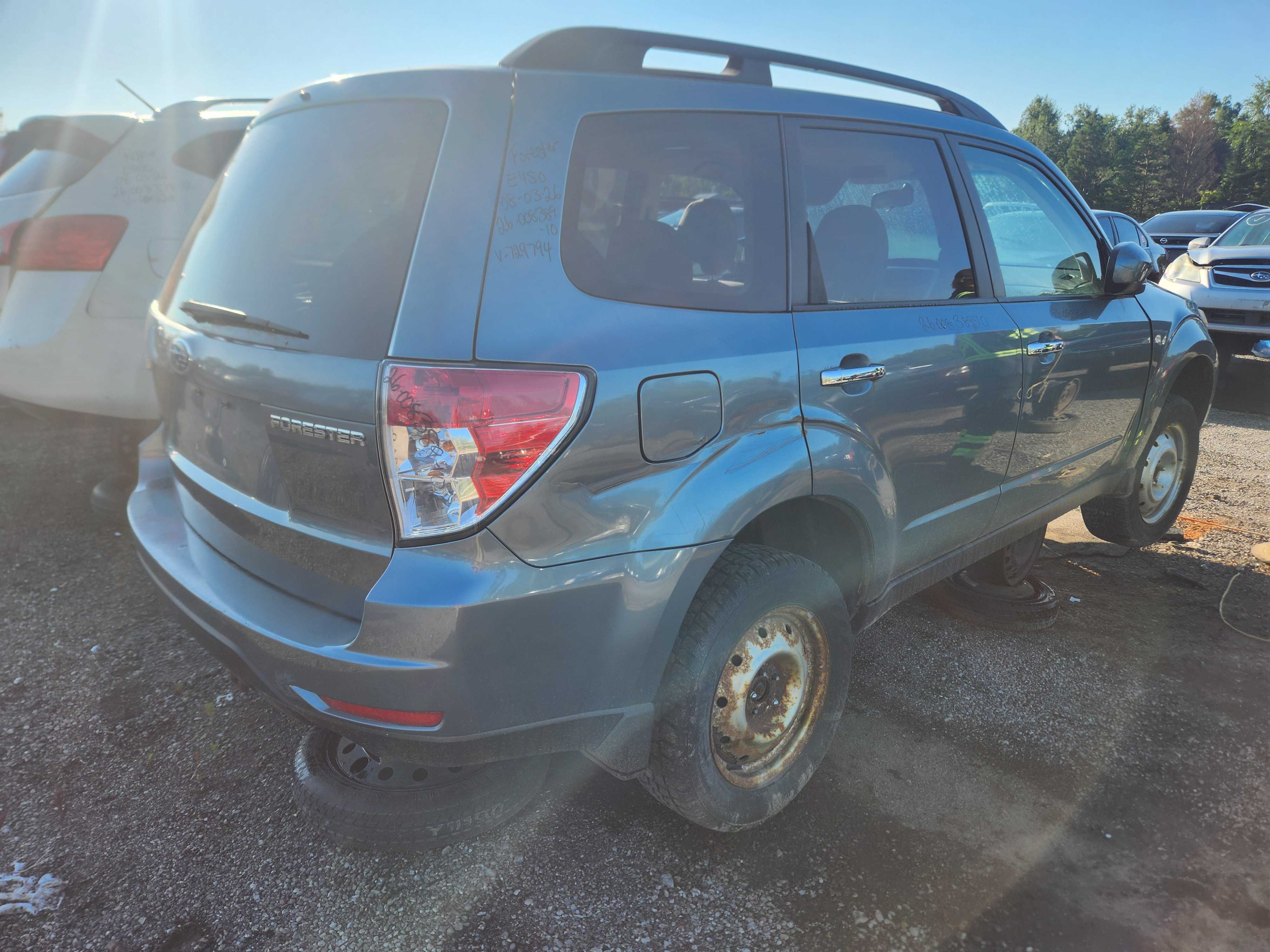 SUBARU FORESTER 2010