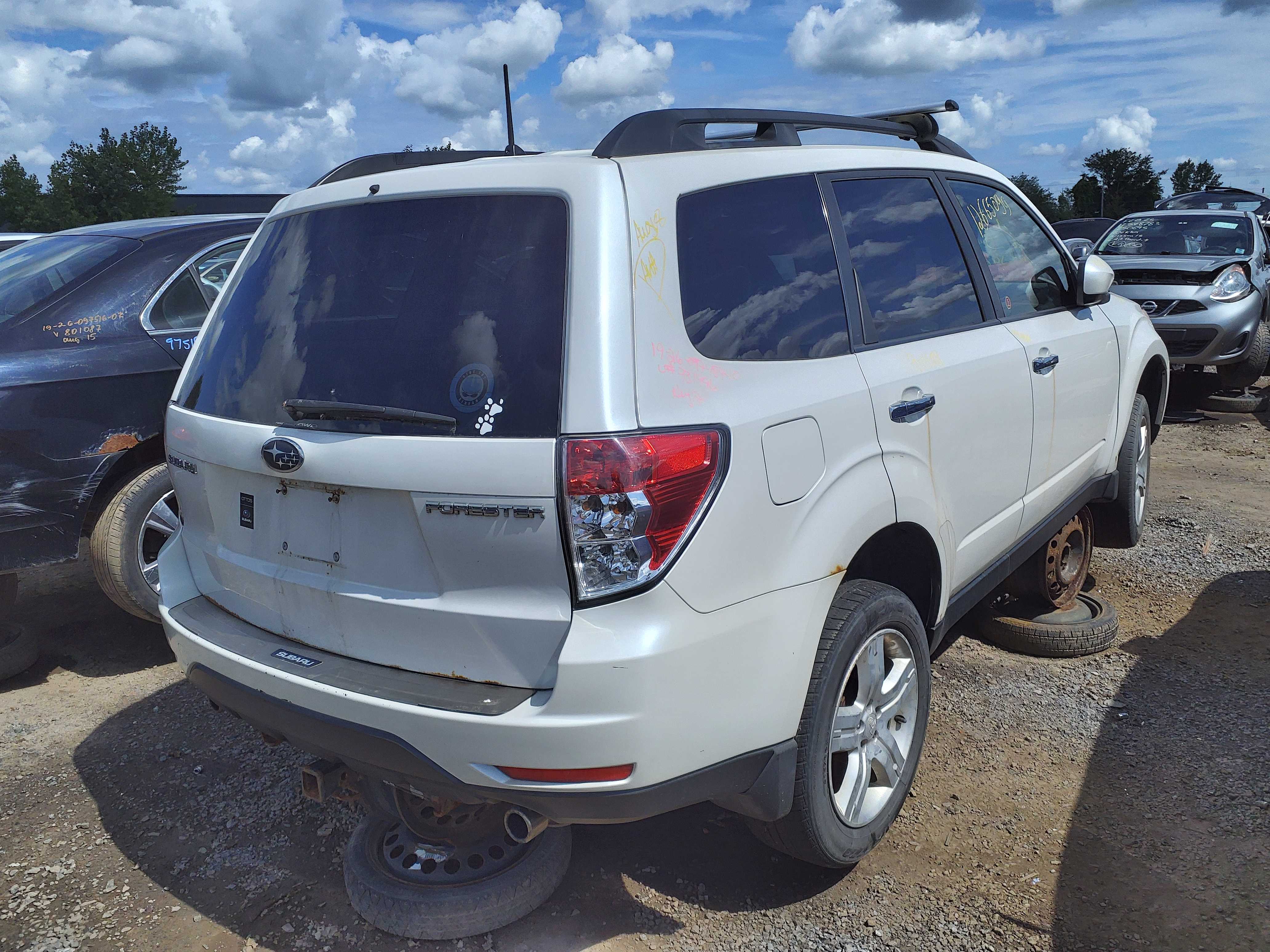 SUBARU FORESTER 2010