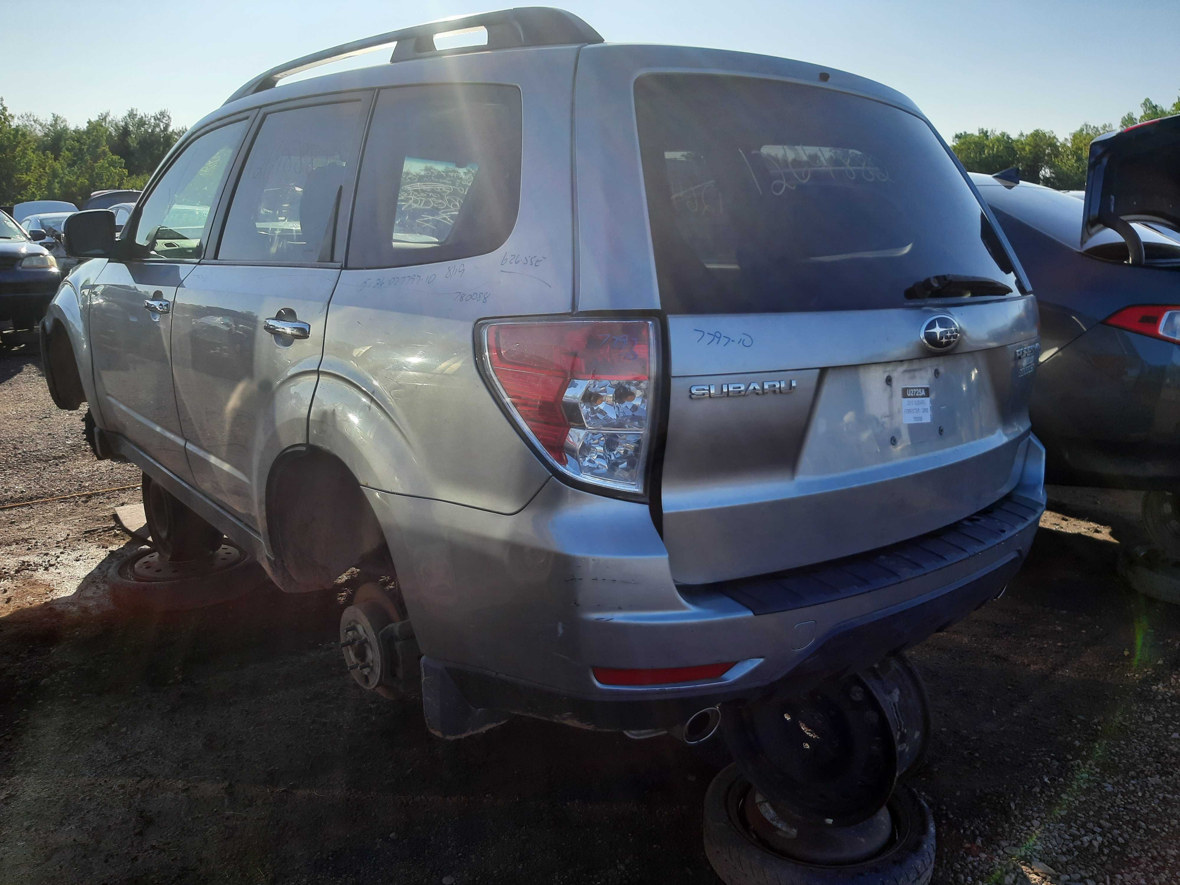 SUBARU FORESTER 2010