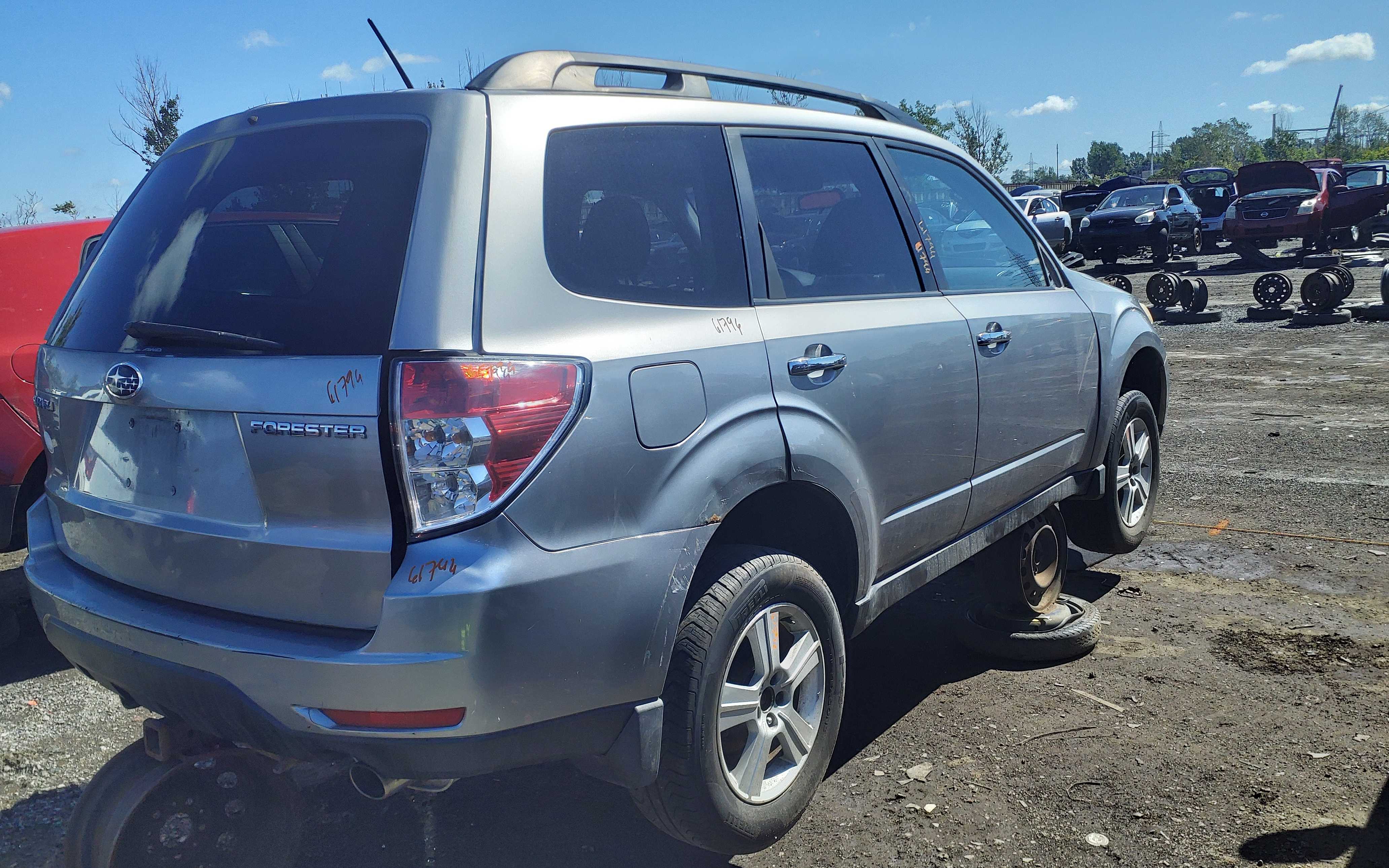 SUBARU FORESTER 2010