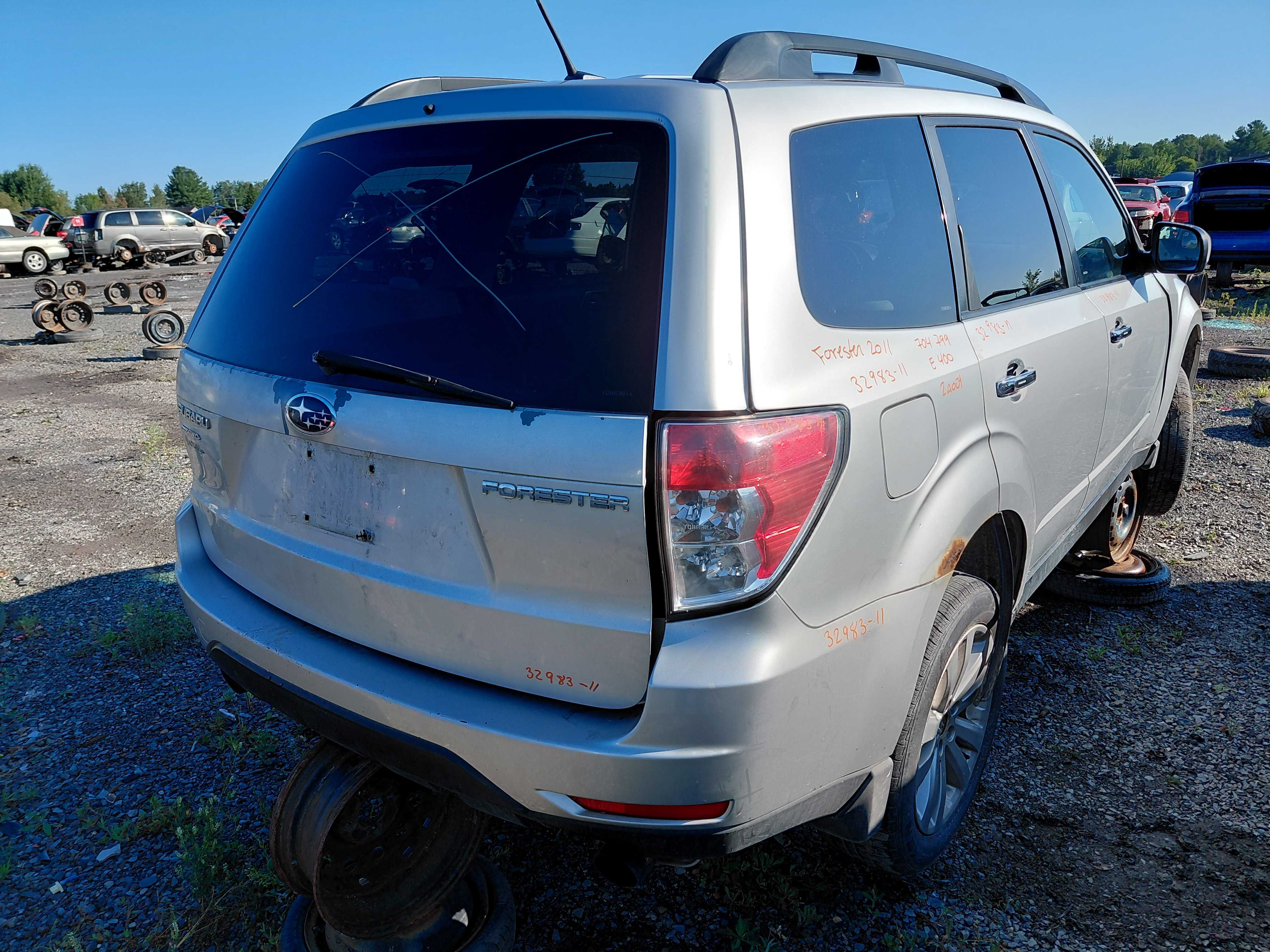 SUBARU FORESTER 2011