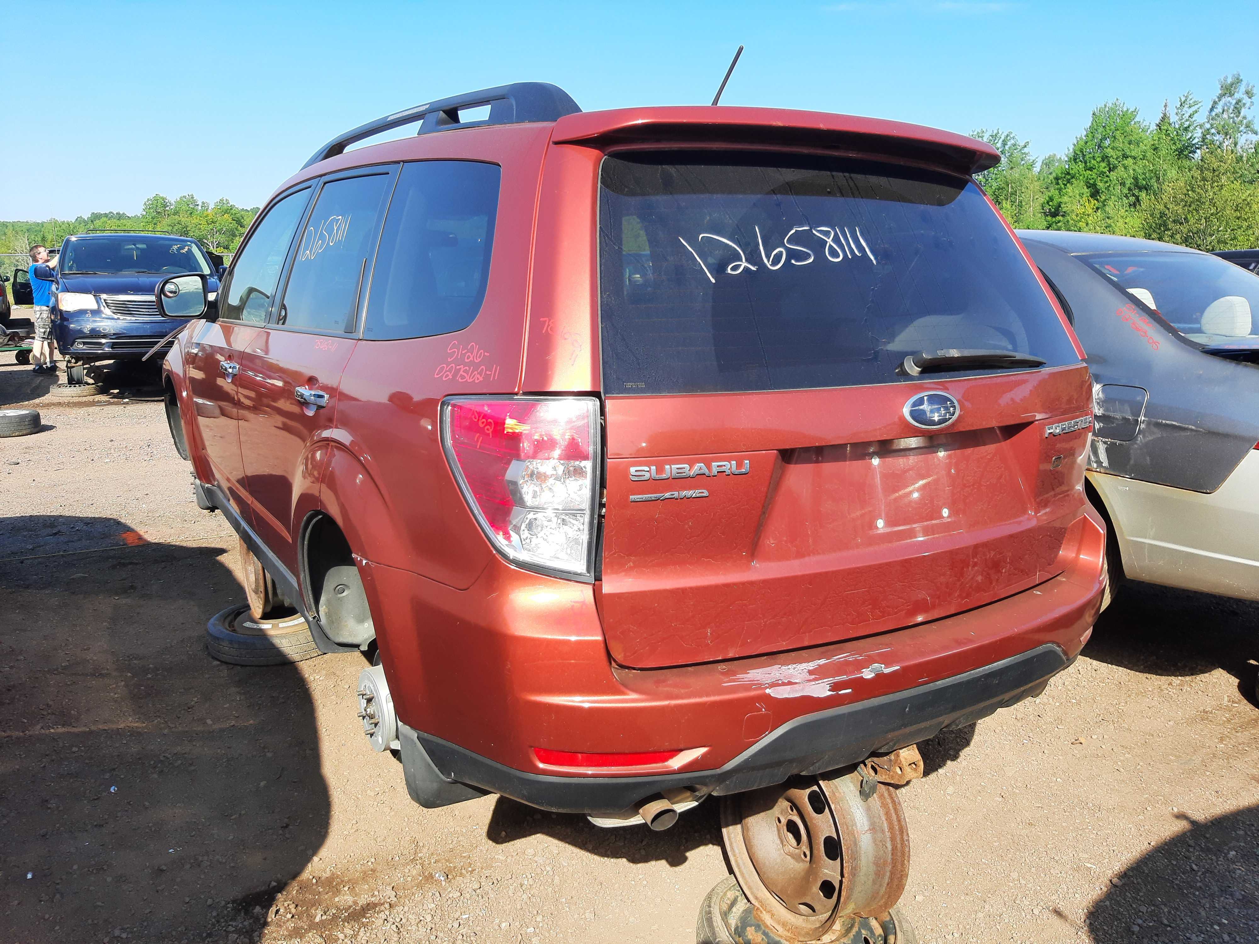 SUBARU FORESTER 2011